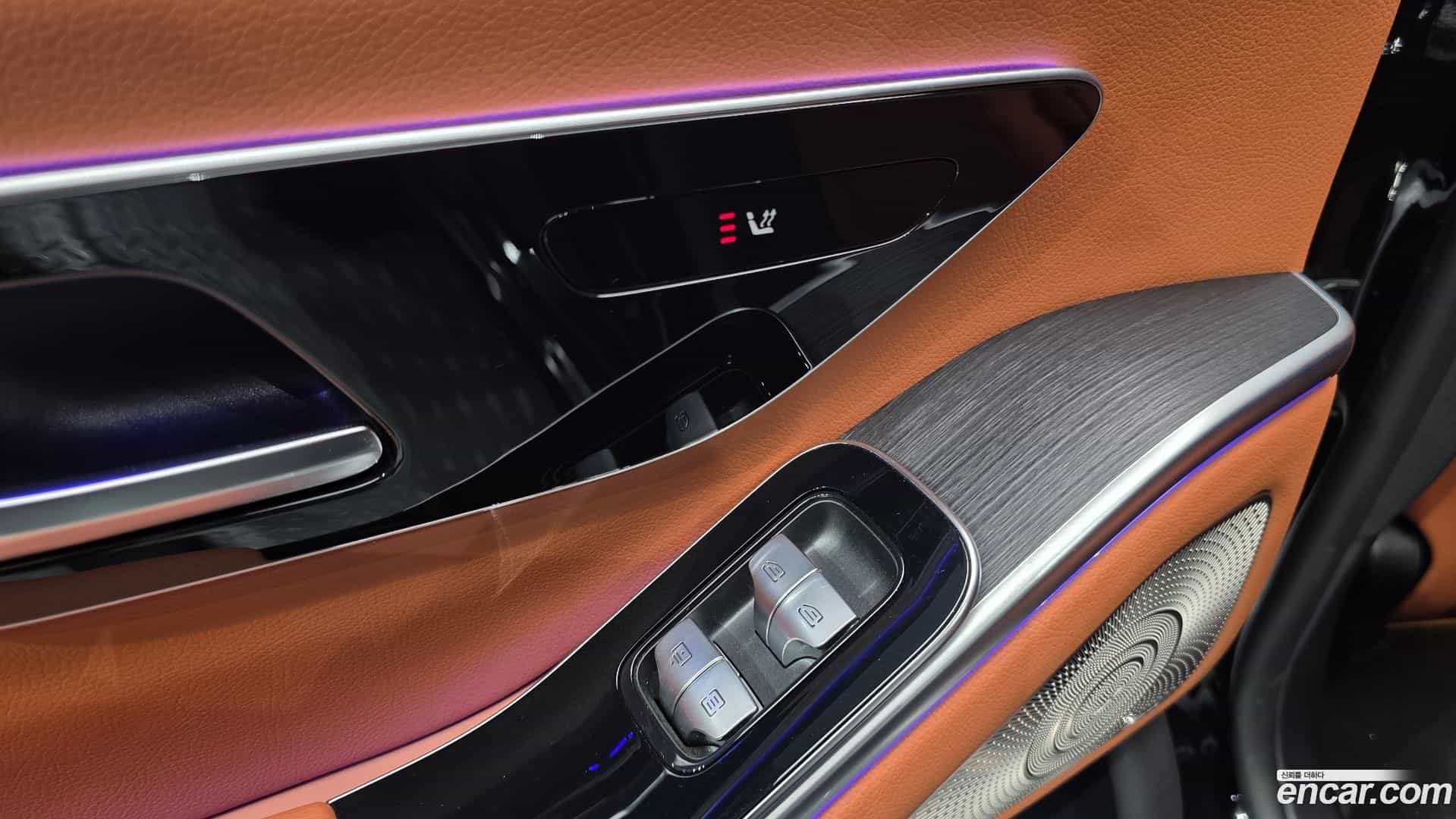 S-Class Mercedes-Benz 2022.1-OPTION-022