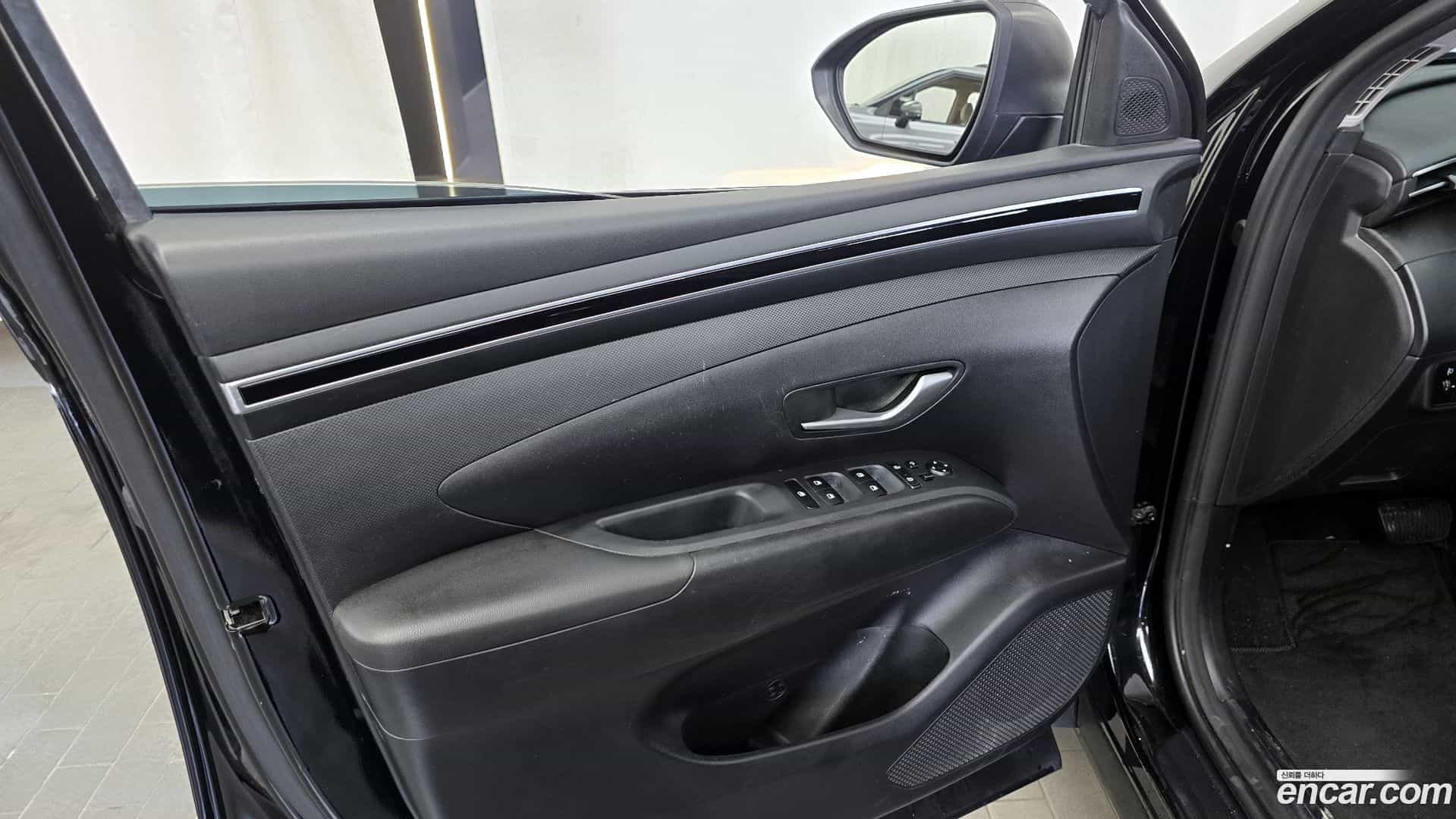 Tucson Hyundai 2022.1-INNER-034