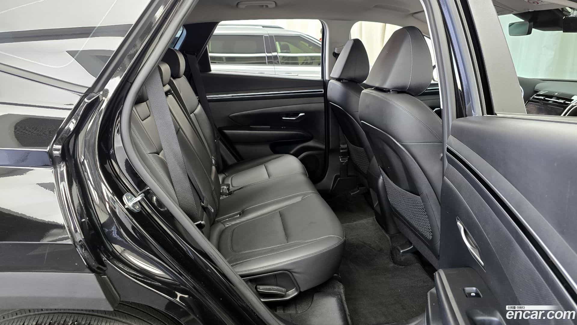 Tucson Hyundai 2022.1-INNER-036
