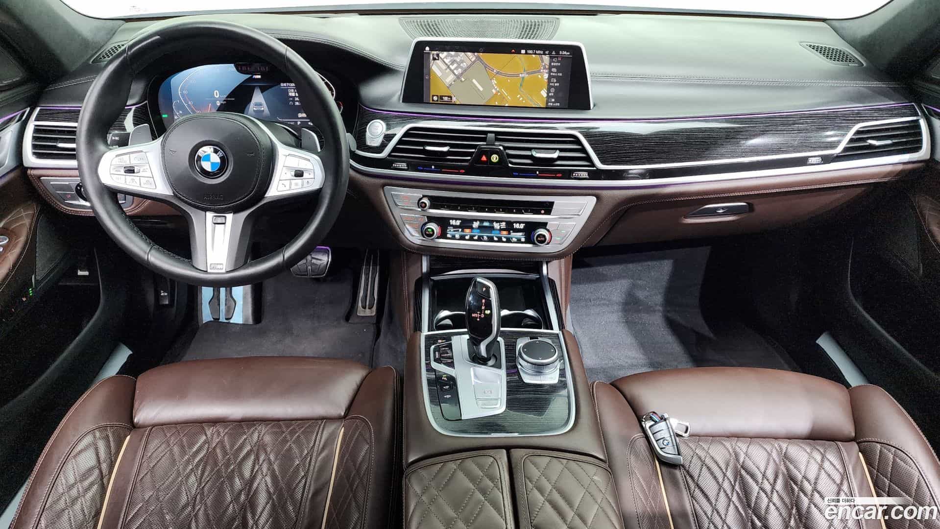 7-Series BMW 2020.11-INNER-007