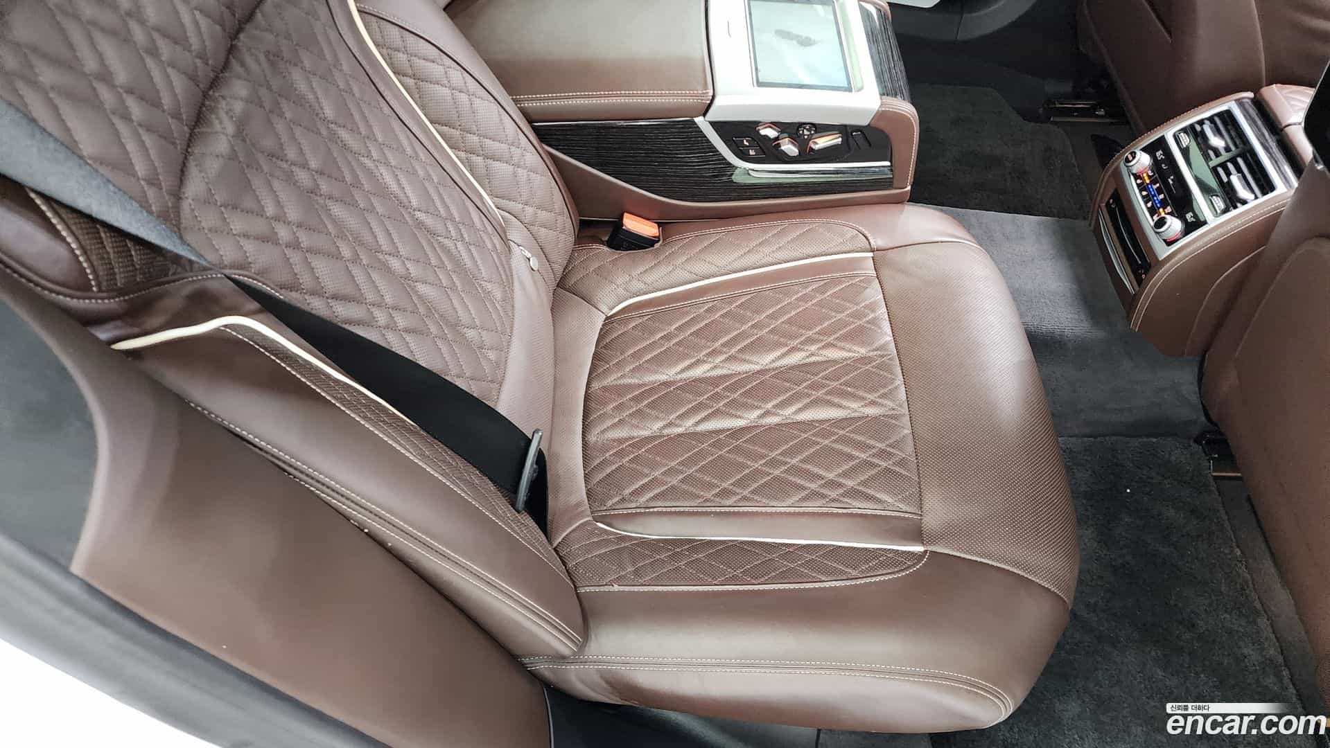 7-Series BMW 2020.11-INNER-036