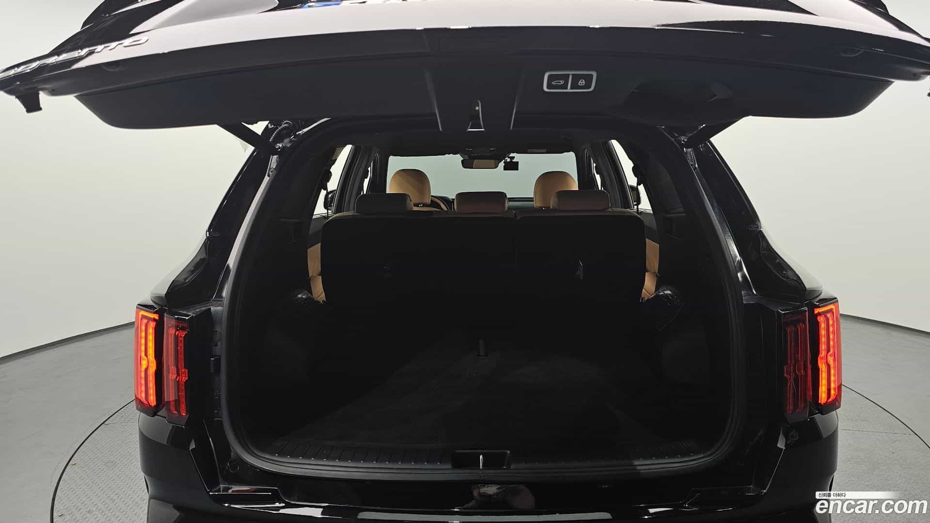 Sorento Kia 2023.1-OPTION-024