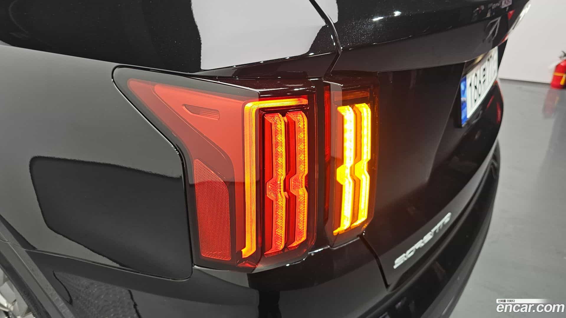 Sorento Kia 2023.1-OUTER-033