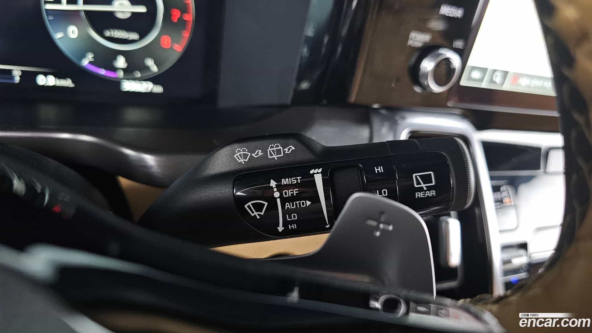 Sorento Kia 2023.1-OPTION-042