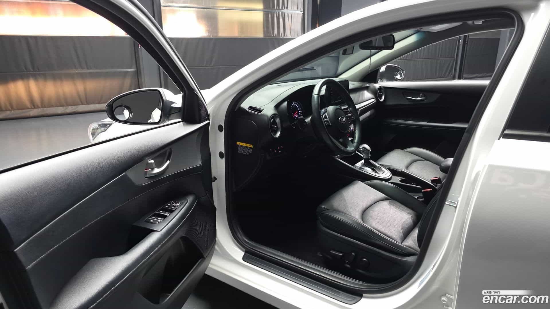 K3 Kia 2020.5-INNER-010