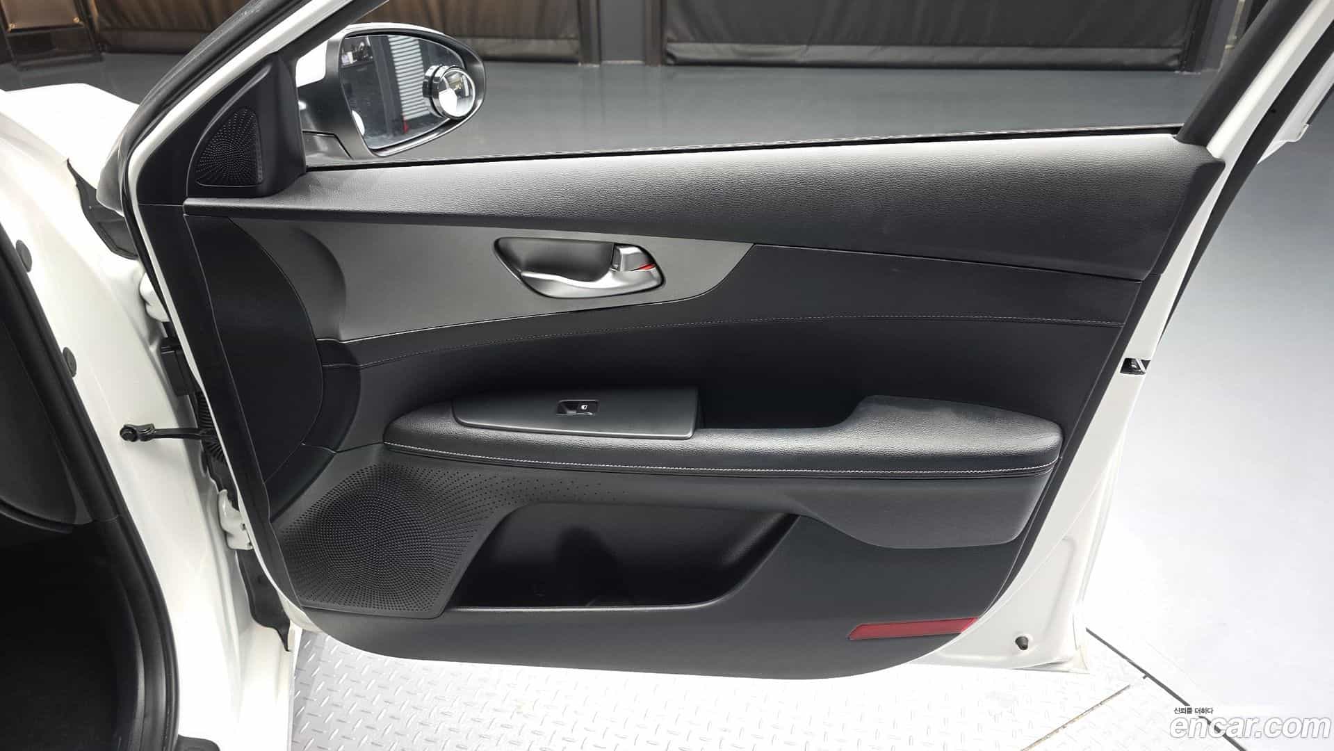 K3 Kia 2020.5-INNER-034
