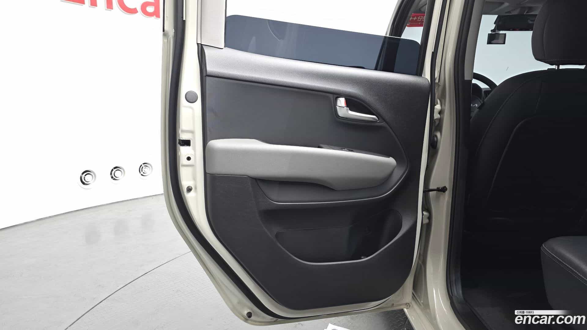 RAY Kia 2025.2-INNER-035