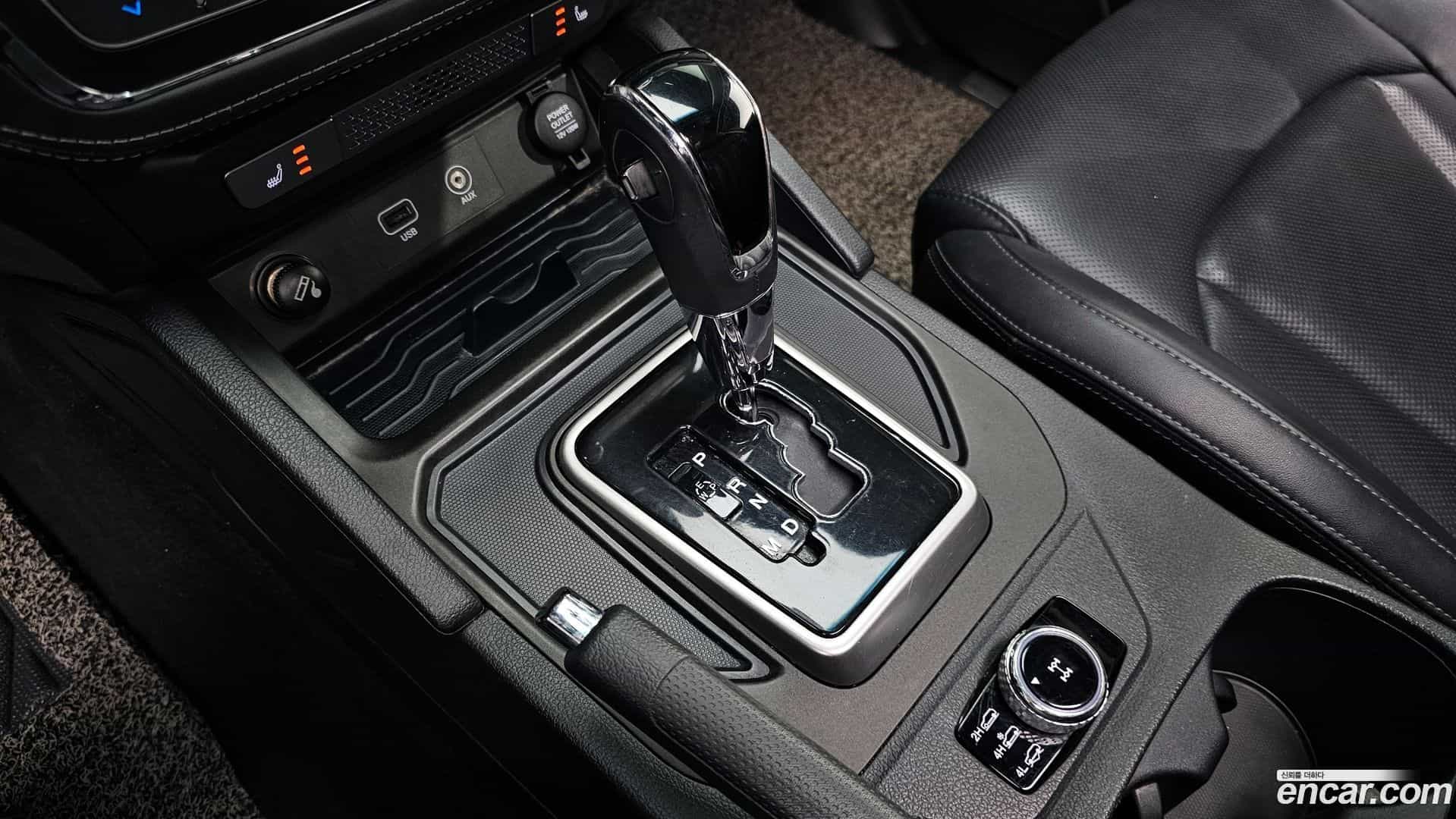 Rexton KG Mobility 2018.4-INNER-009