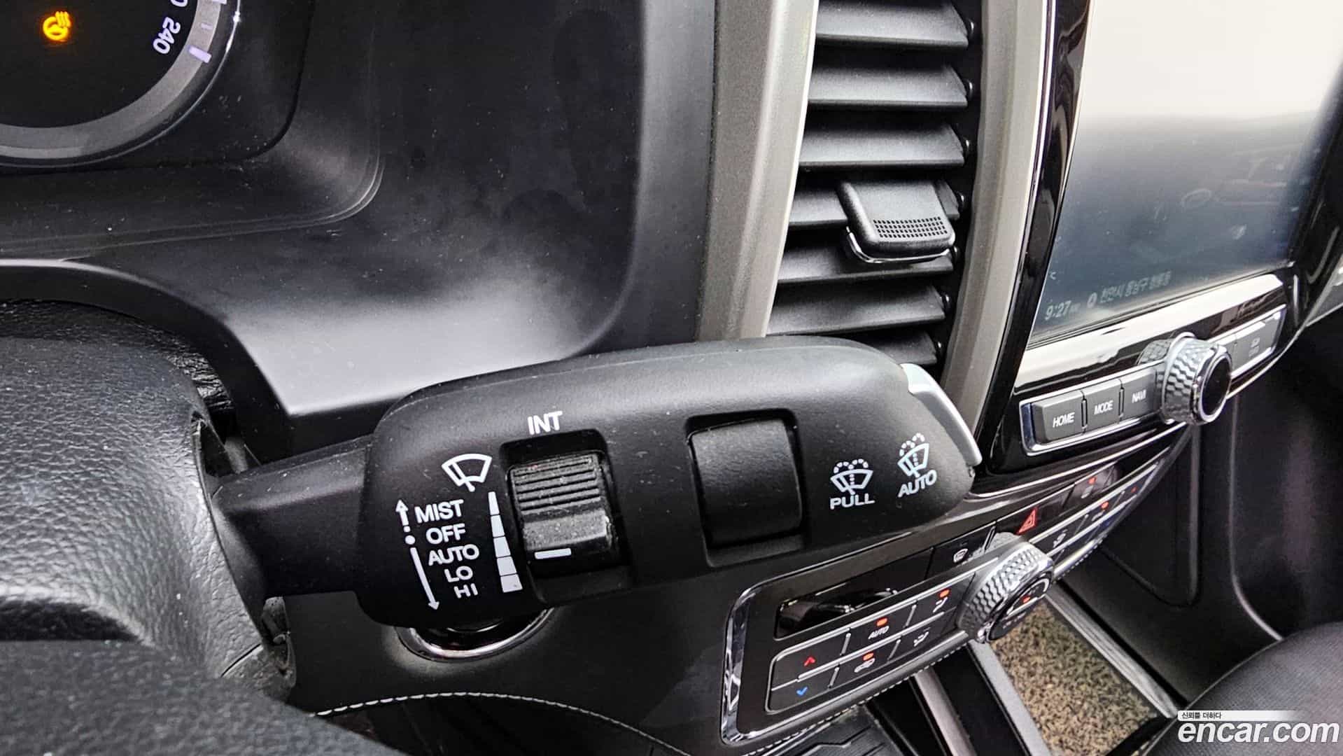 Rexton KG Mobility 2018.4-OPTION-018
