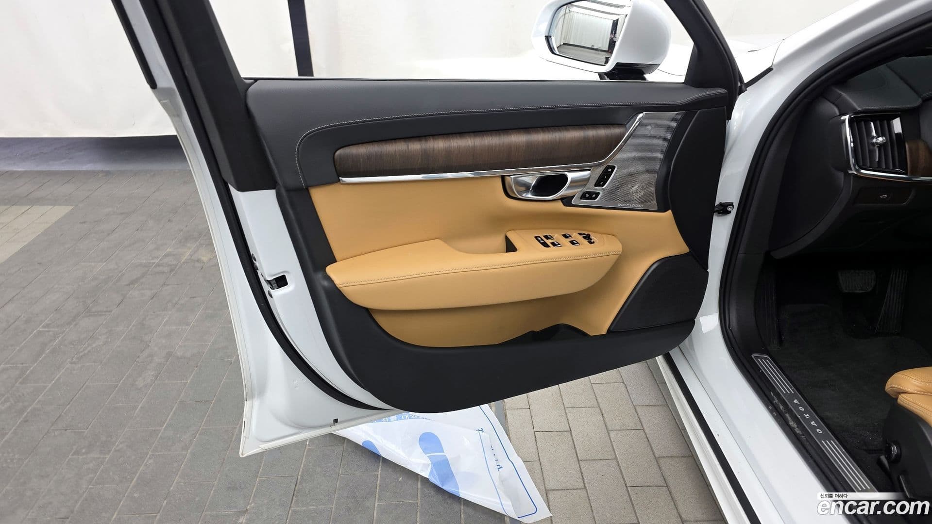 Main__Slider__Photo:S90 Volvo 2022.10-23