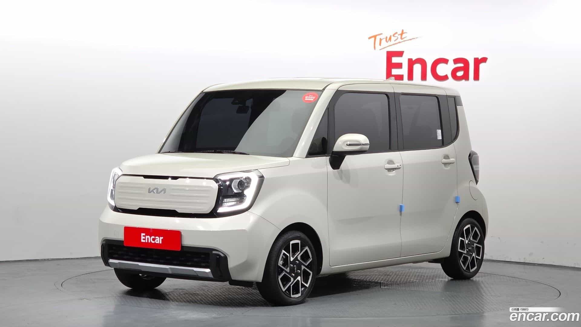 RAY Kia 2023.2-OUTER-001