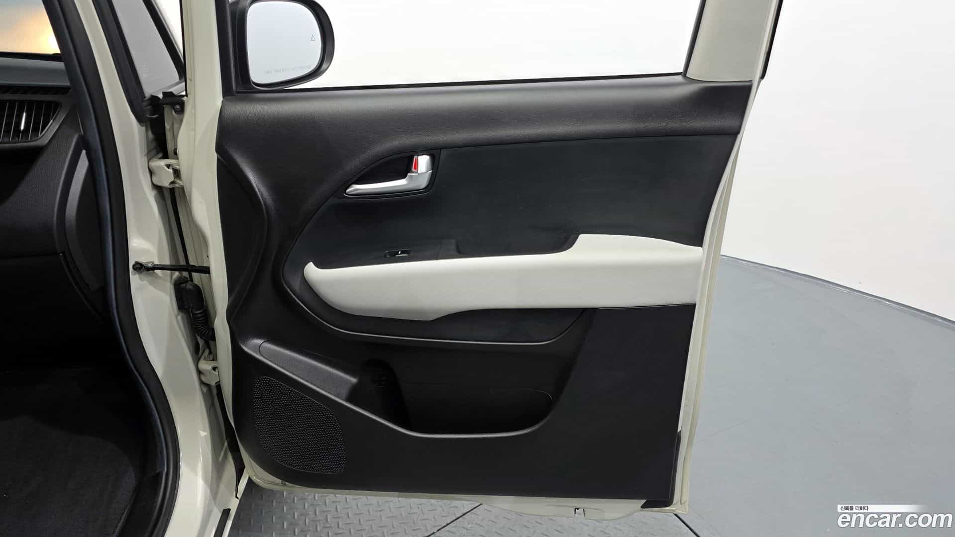 RAY Kia 2023.2-INNER-035