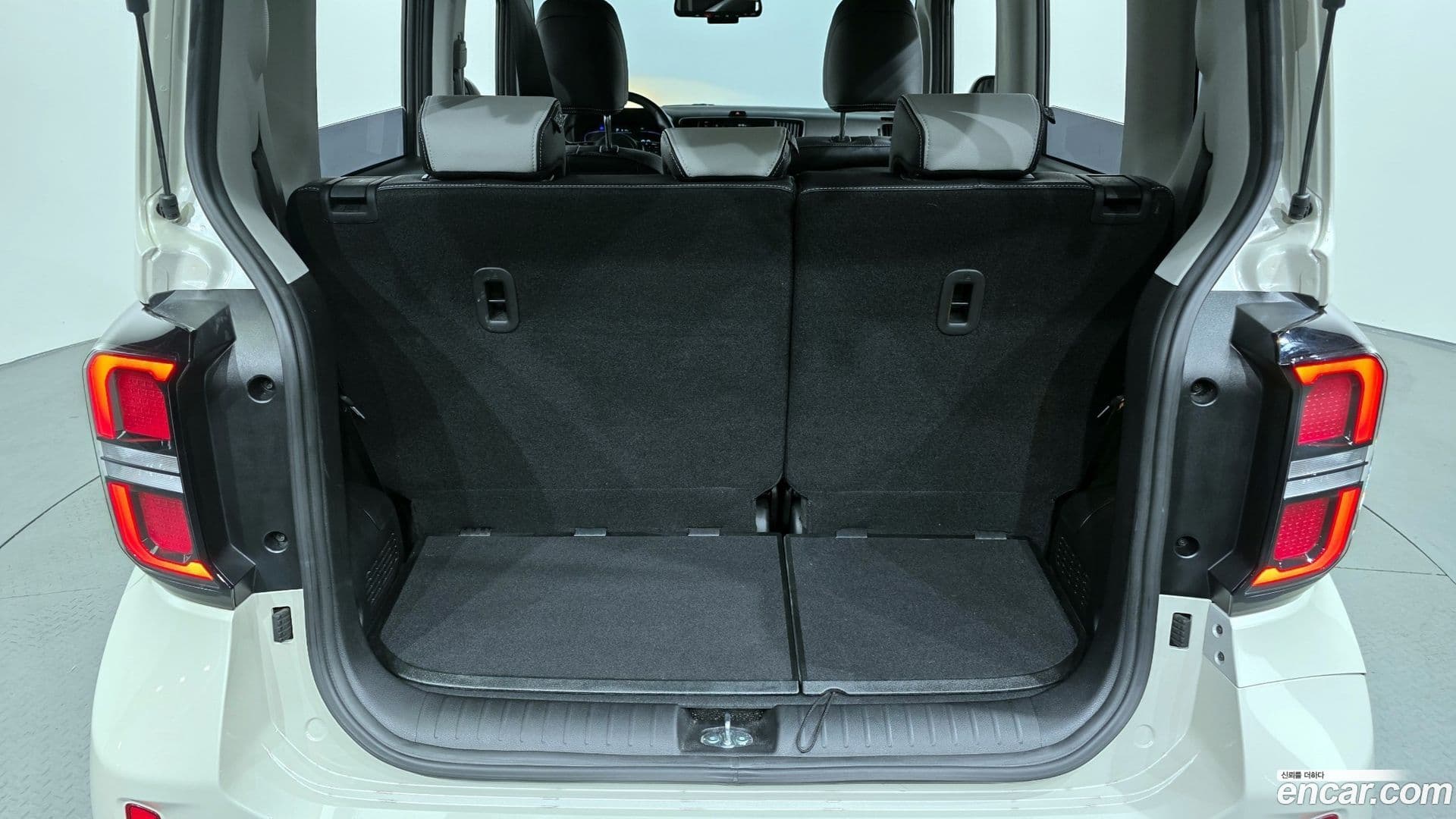 Main__Slider__Photo:RAY Kia 2023.2-27