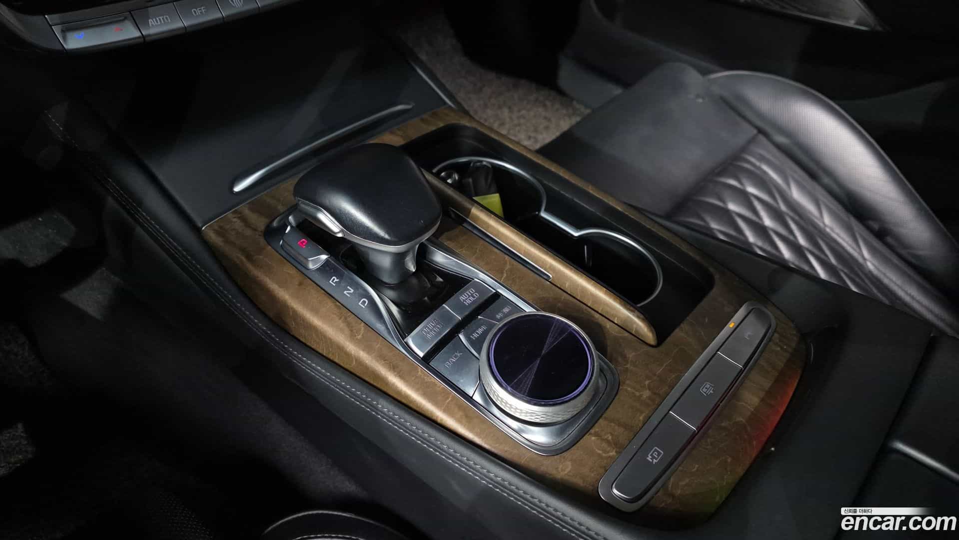K9 Kia 2022.2-INNER-009