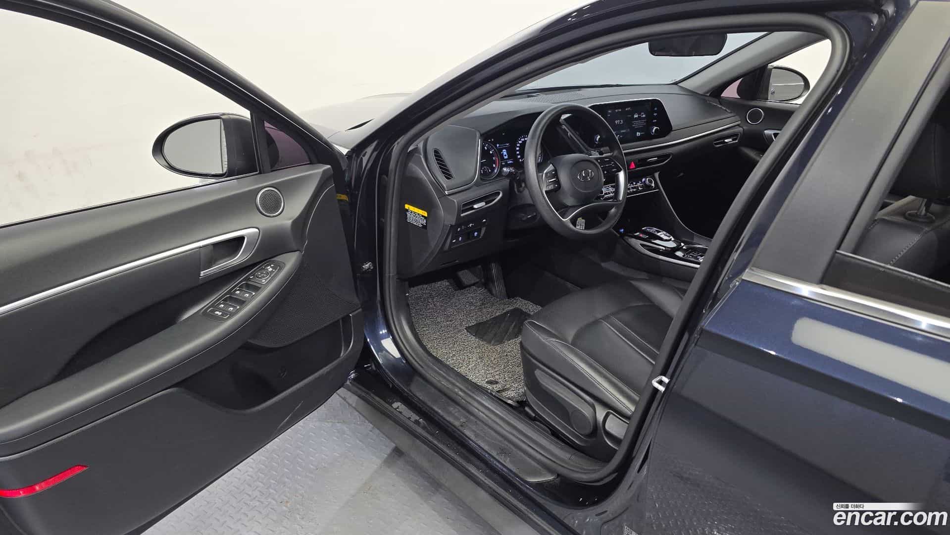 Sonata Hyundai 2020.2-INNER-010