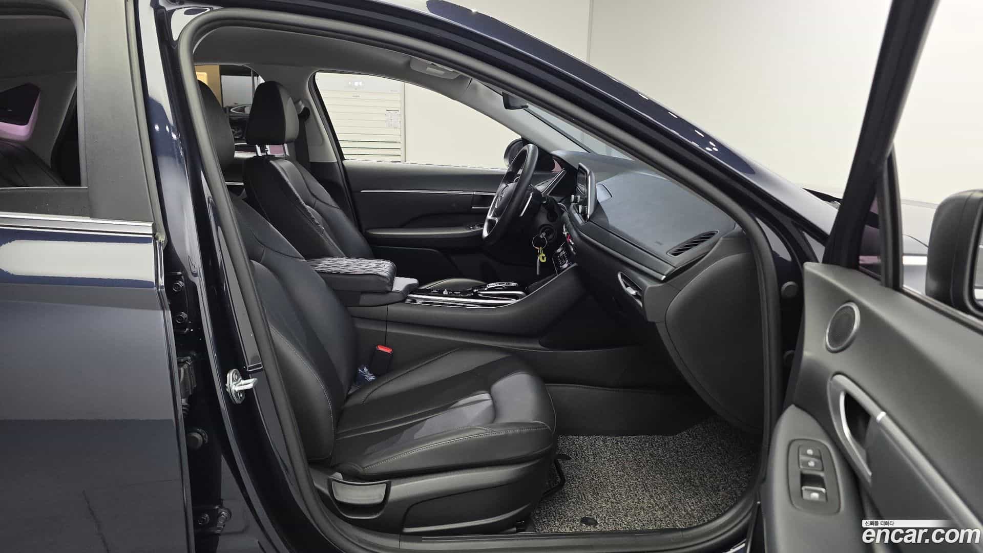 Sonata Hyundai 2020.2-INNER-036