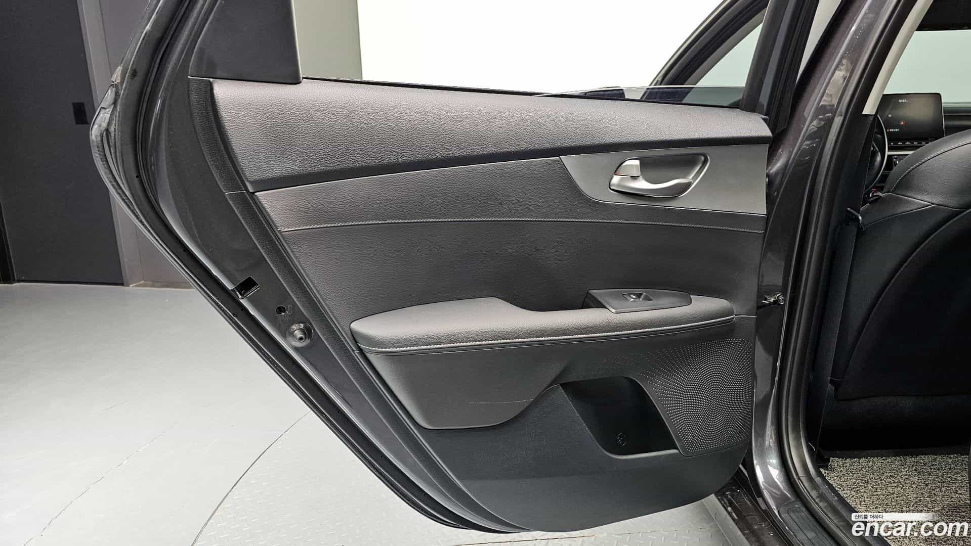 K3 Kia 2019.11-INNER-035