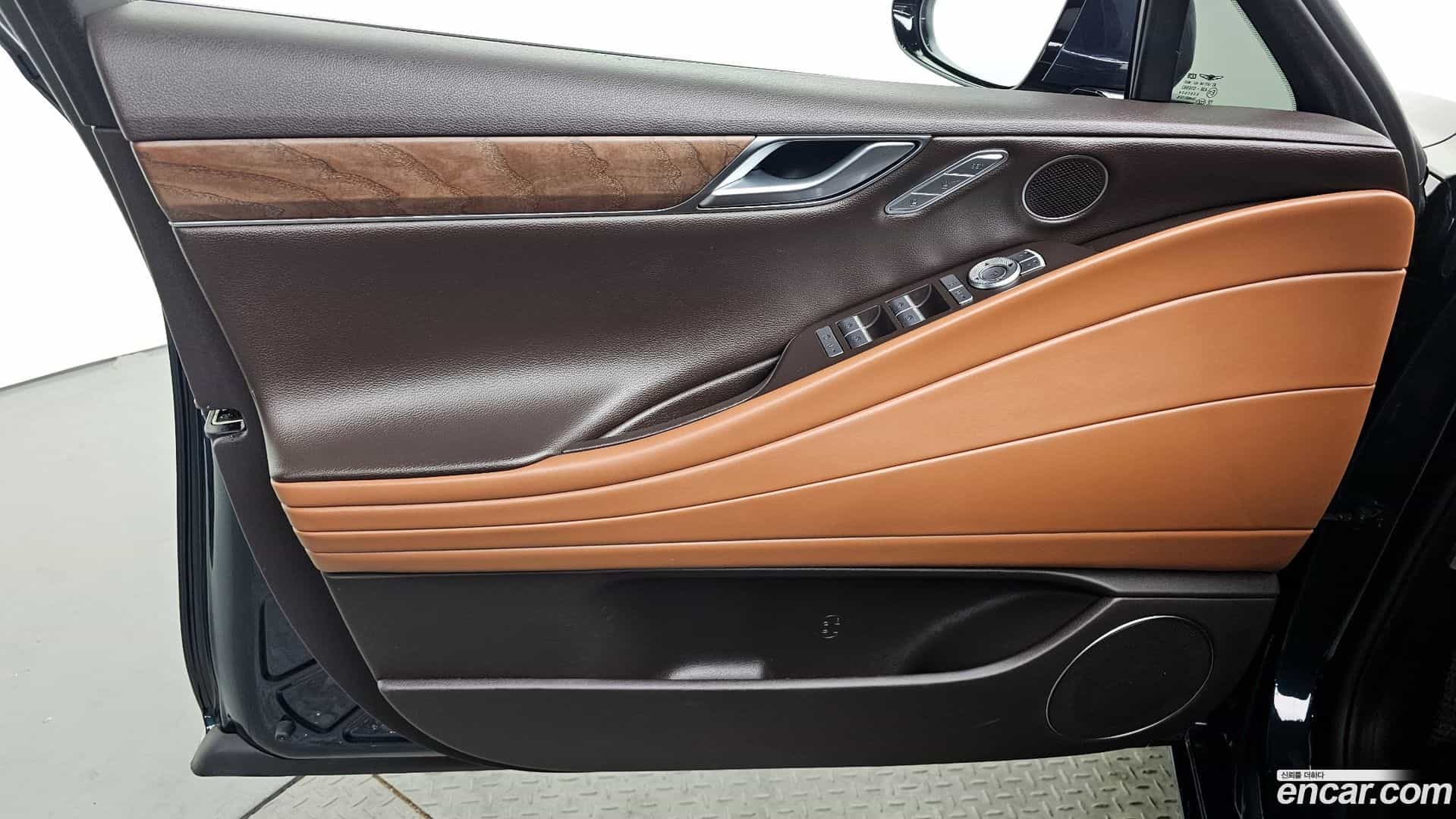 G80 Genesis 2022.3-INNER-034