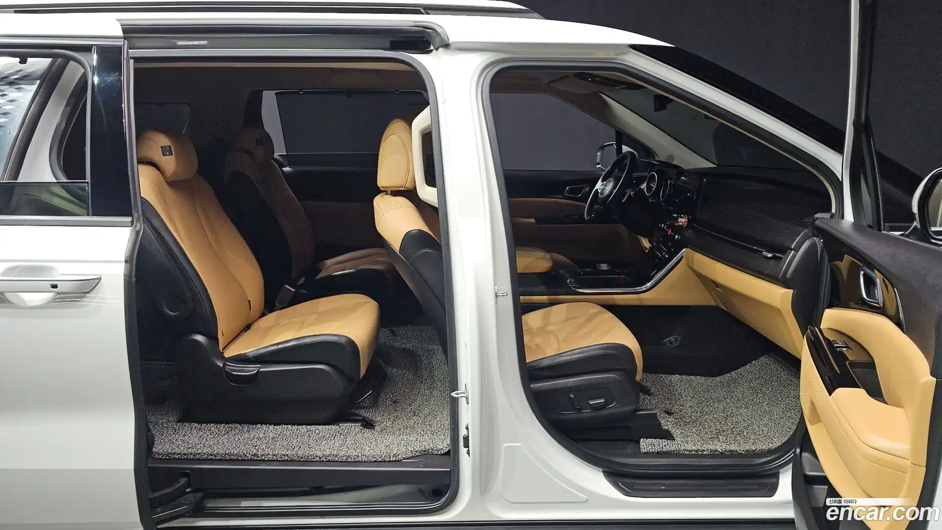 Canival Kia 2021.2-OPTION-015