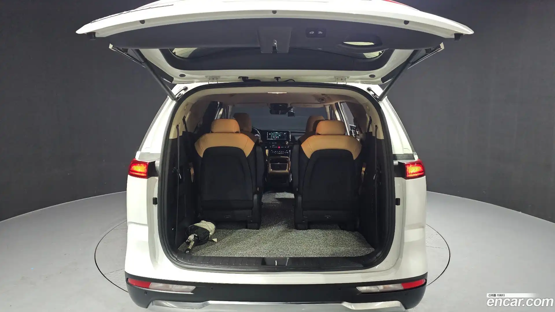 Canival Kia 2021.2-OPTION-024