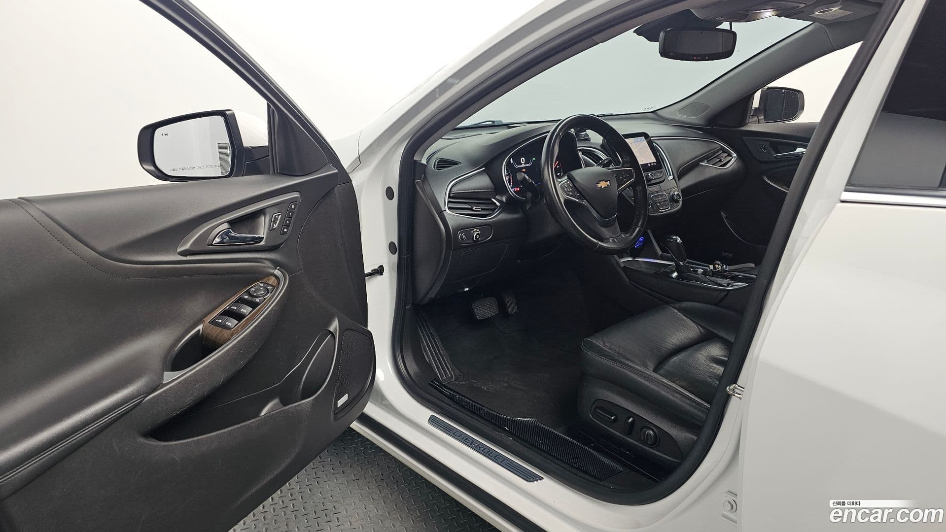 Main__Slider__Photo:Malibu Chevrolet 2020.7-9