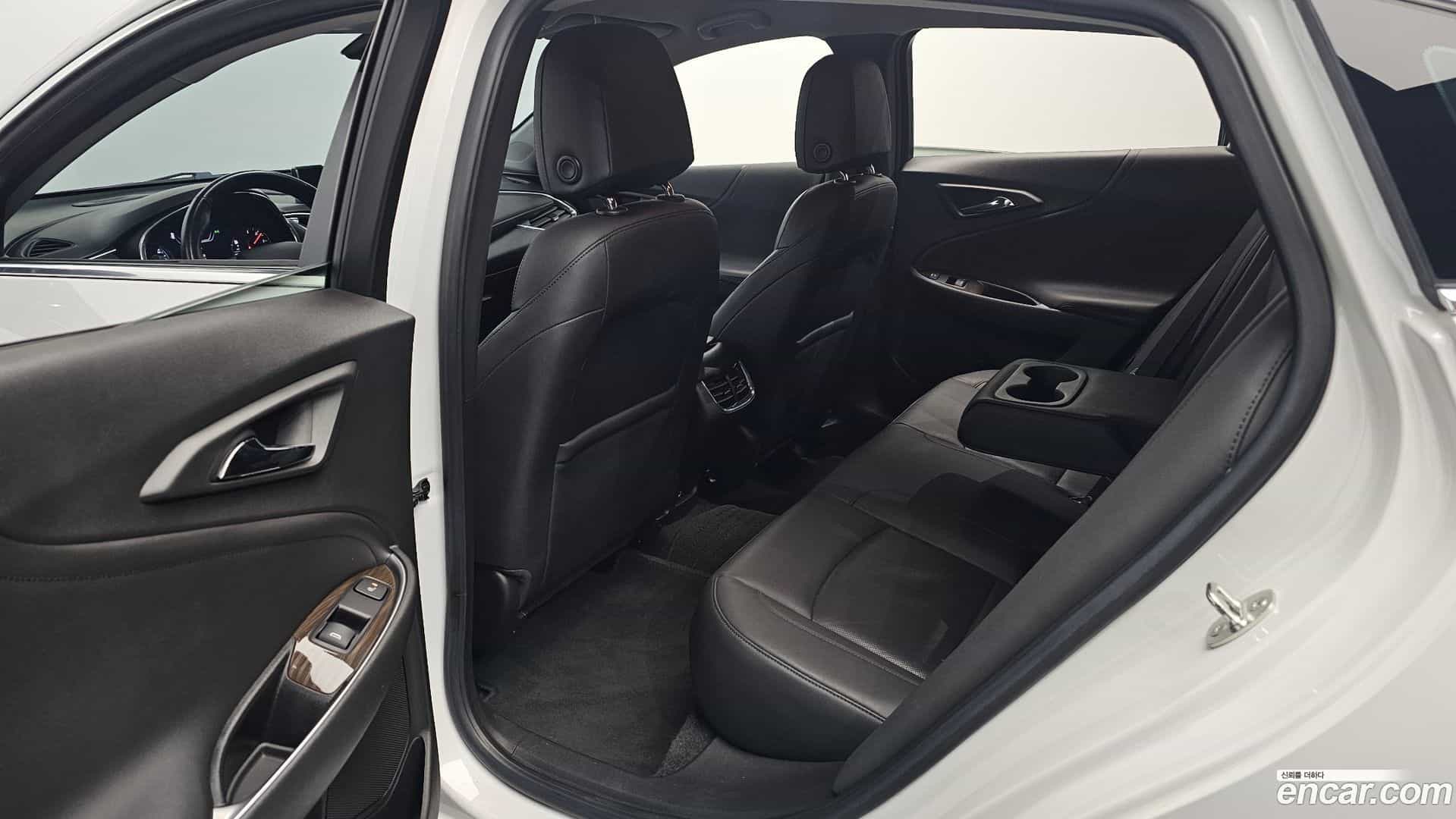 Malibu Chevrolet 2020.7-OPTION-048