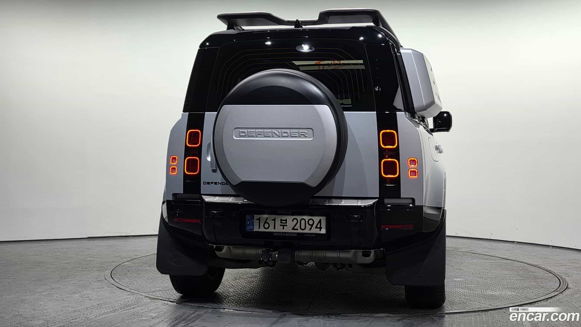 Defender Land Rover 2024.3-OUTER-004