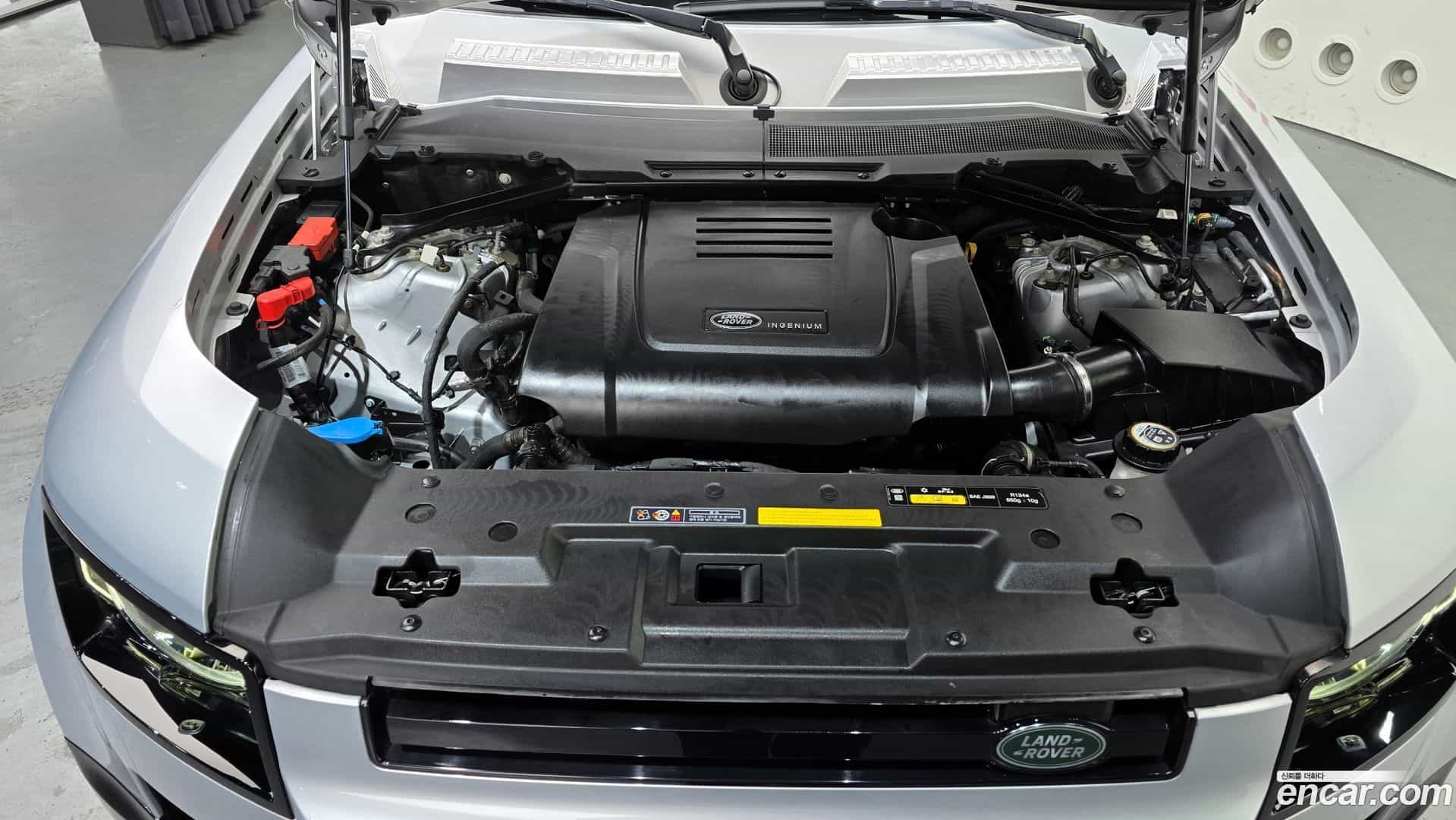 Defender Land Rover 2024.3-OUTER-006