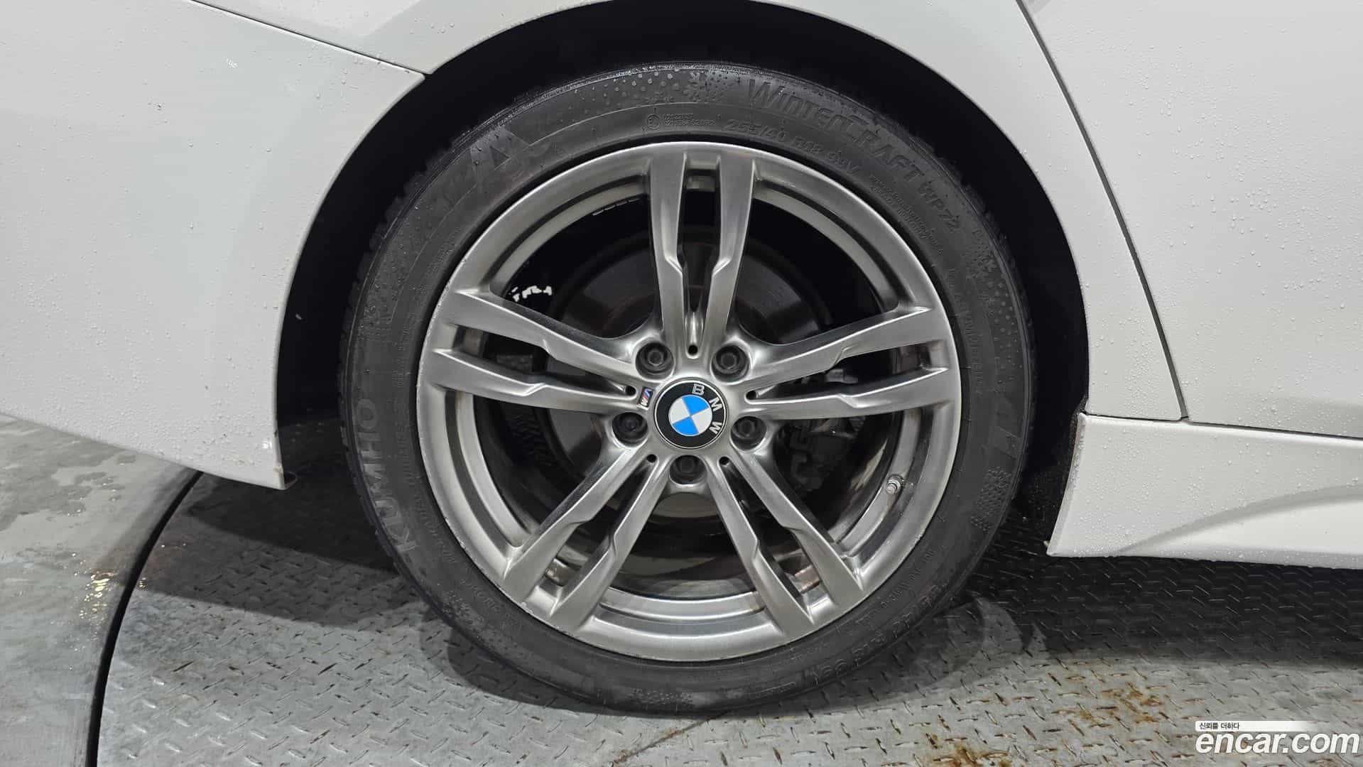 3-Series BMW 2018.4-OUTER-005