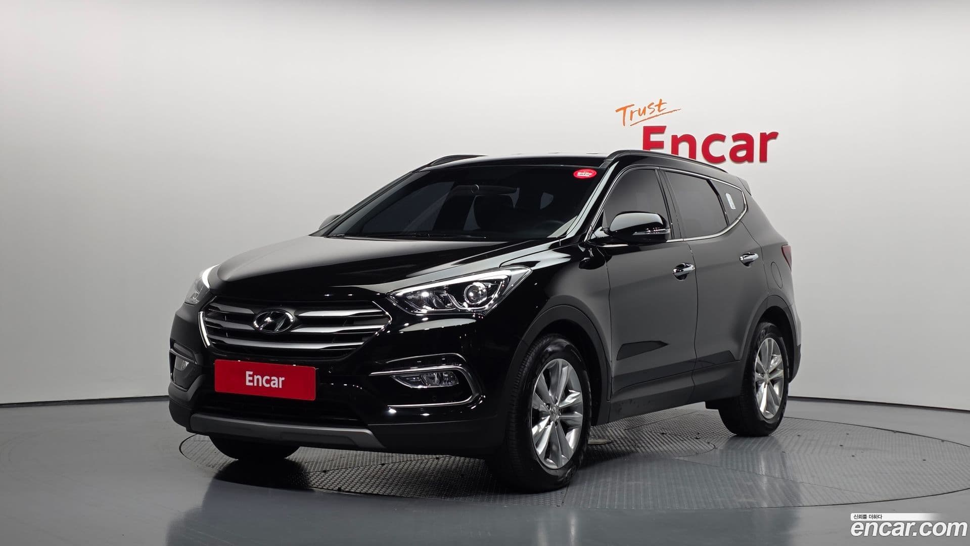 Main__Slider__Photo:Santafe Hyundai 2018.0-0
