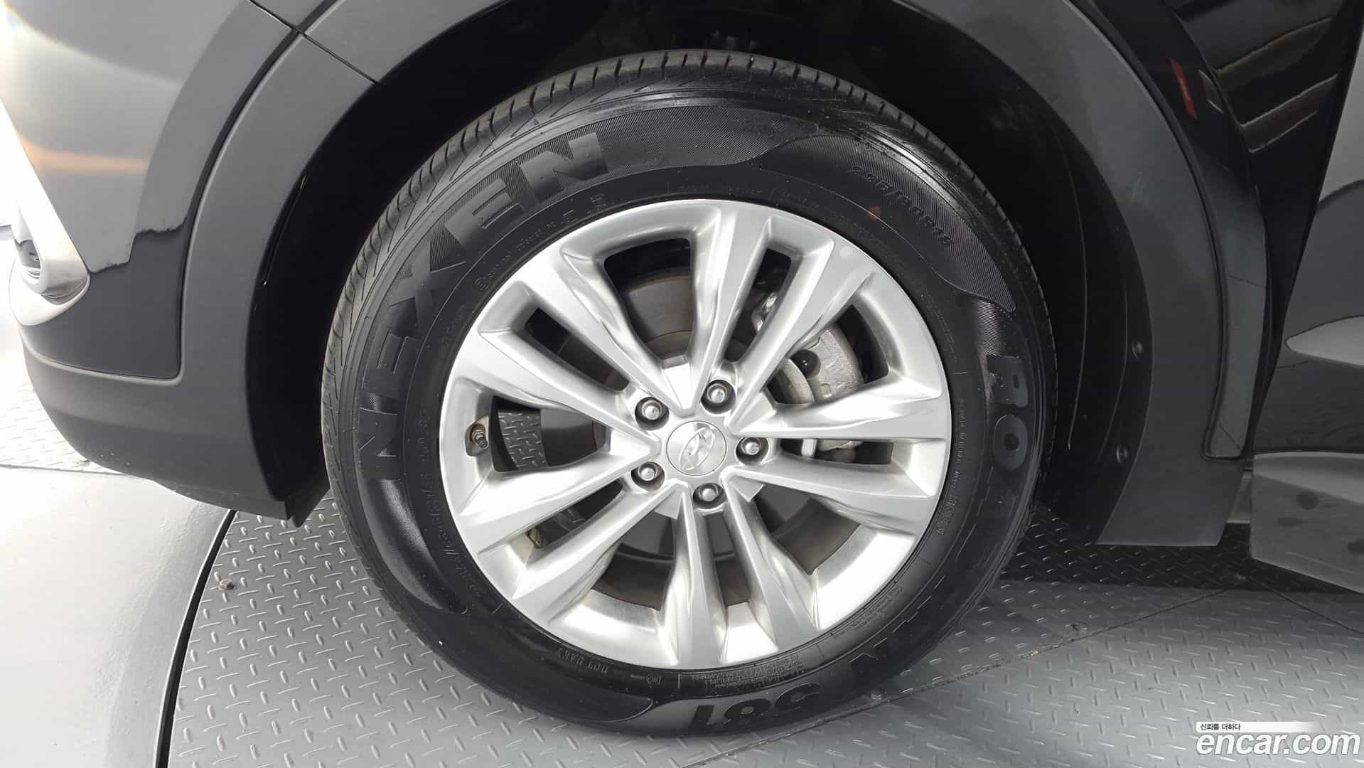 Santafe Hyundai 2018.0-OUTER-005