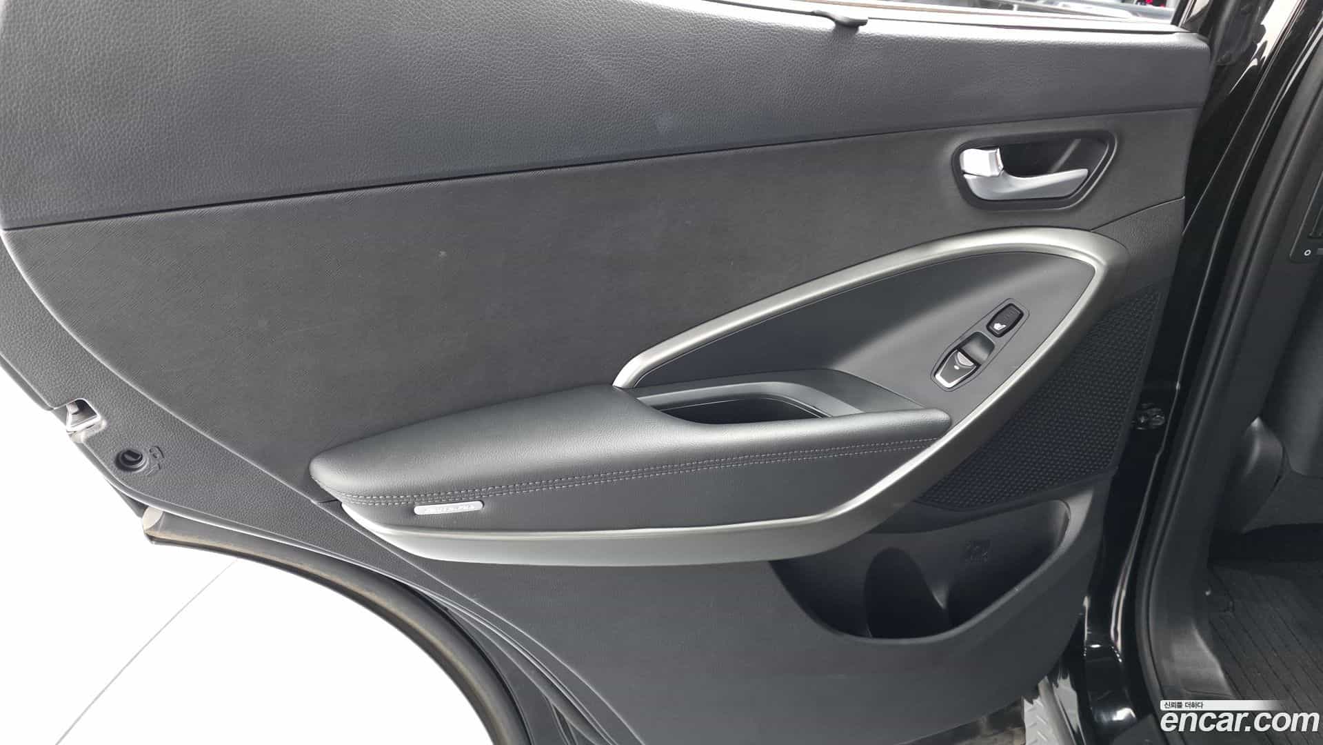 Santafe Hyundai 2018.0-INNER-035