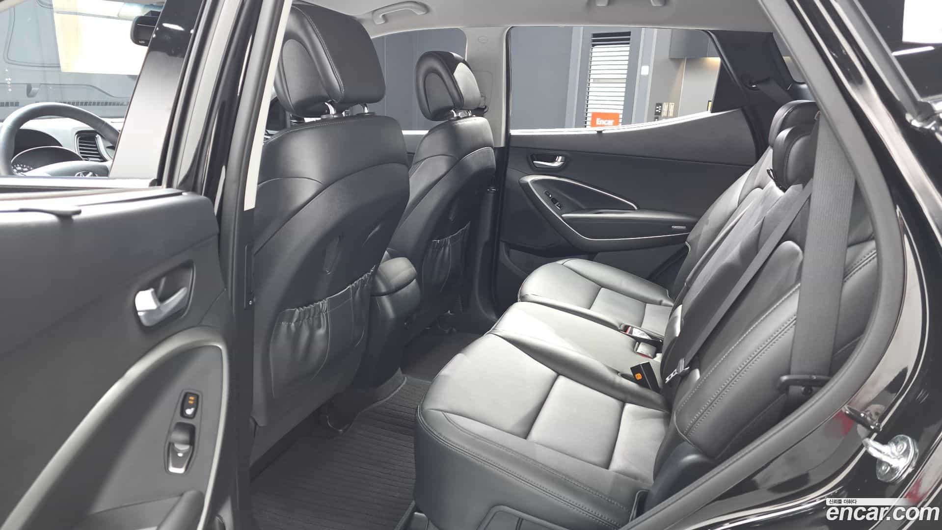 Santafe Hyundai 2018.0-INNER-036