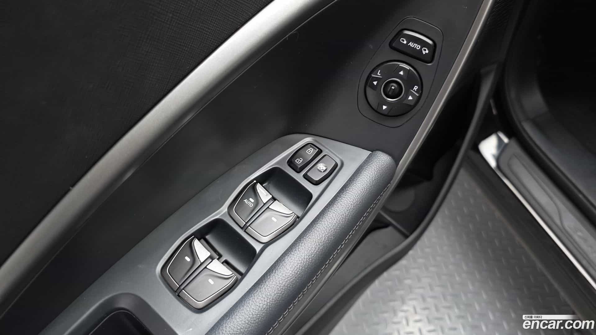 Santafe Hyundai 2018.0-OPTION-041
