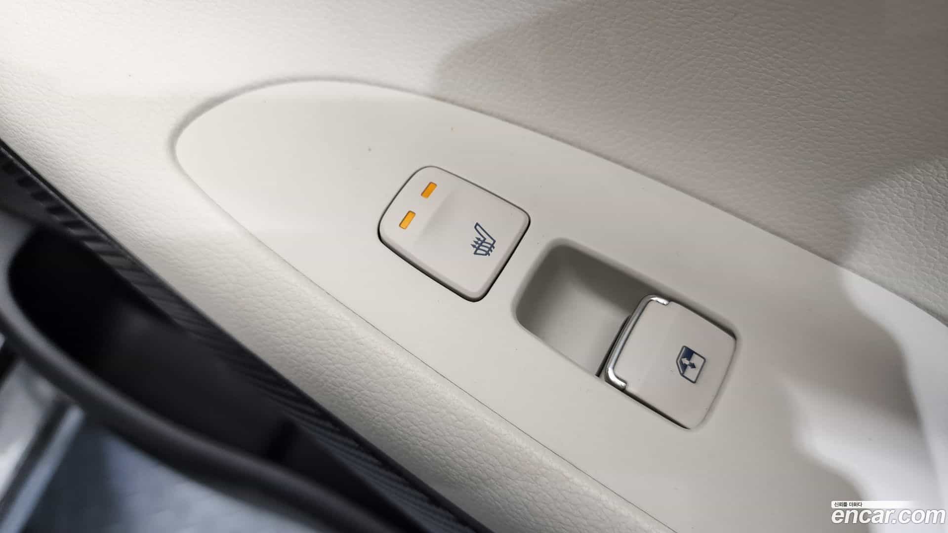 Grandeur Hyundai 2021.6-OPTION-023