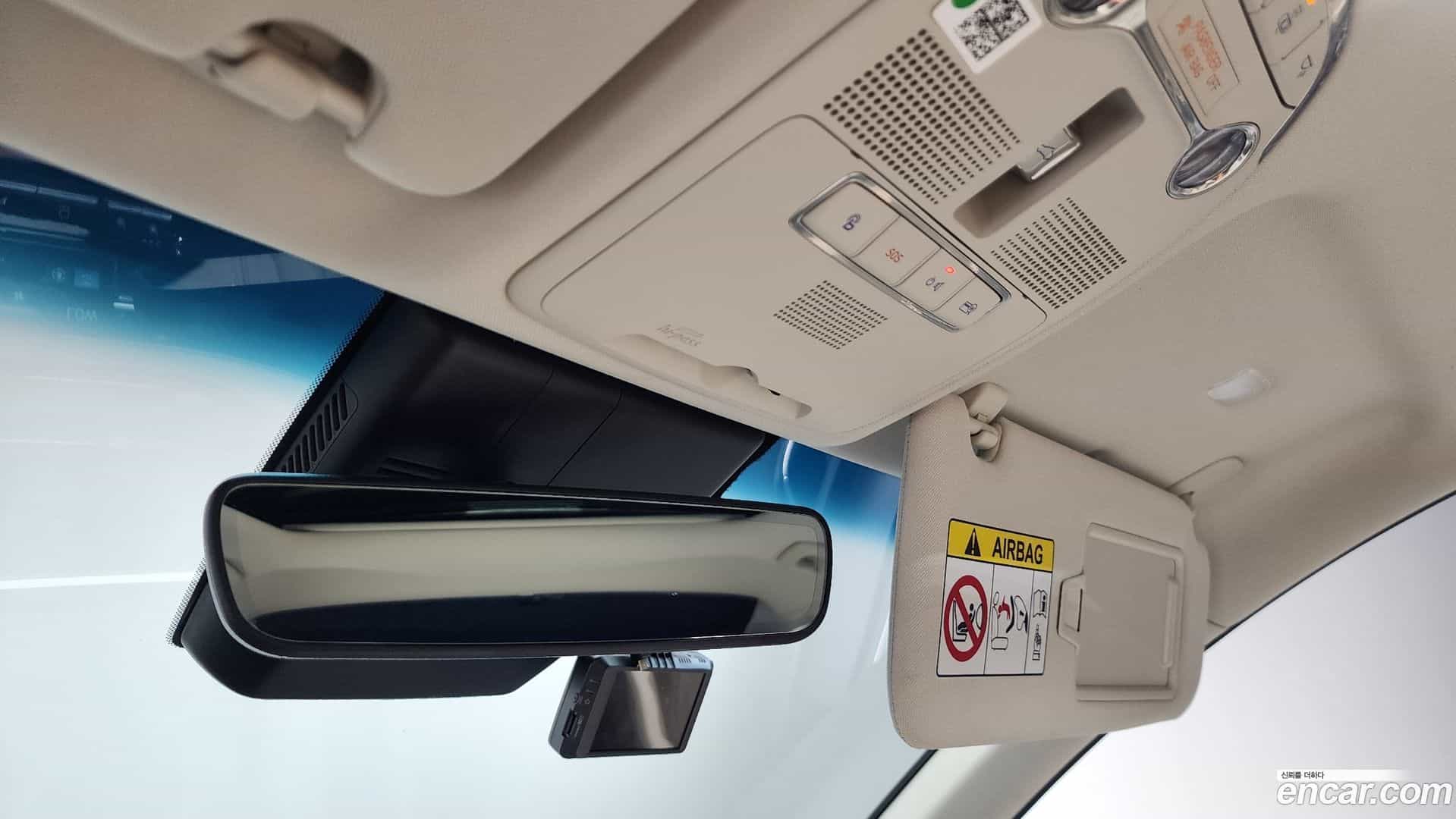 Grandeur Hyundai 2021.6-OPTION-045