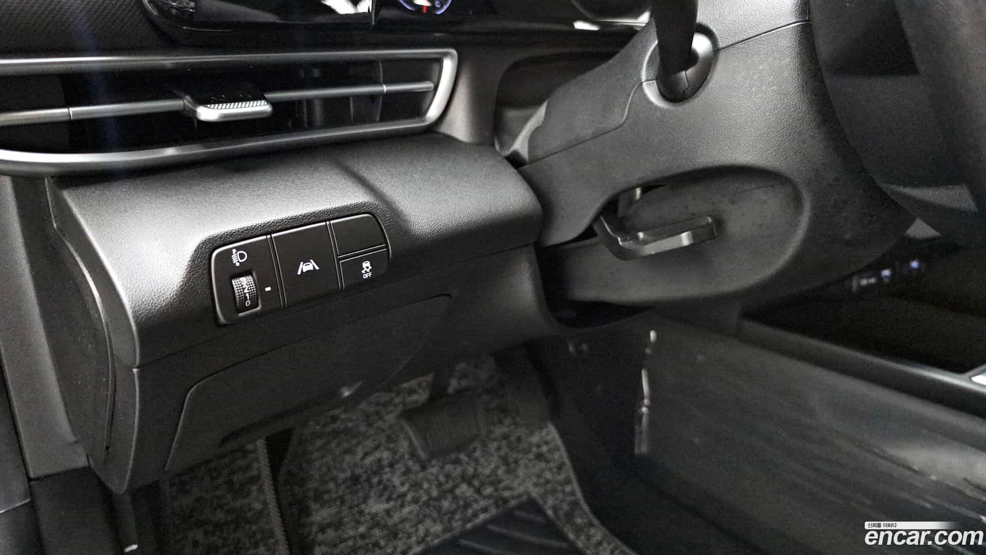 AVANTE Hyundai 2022.11-OPTION-023