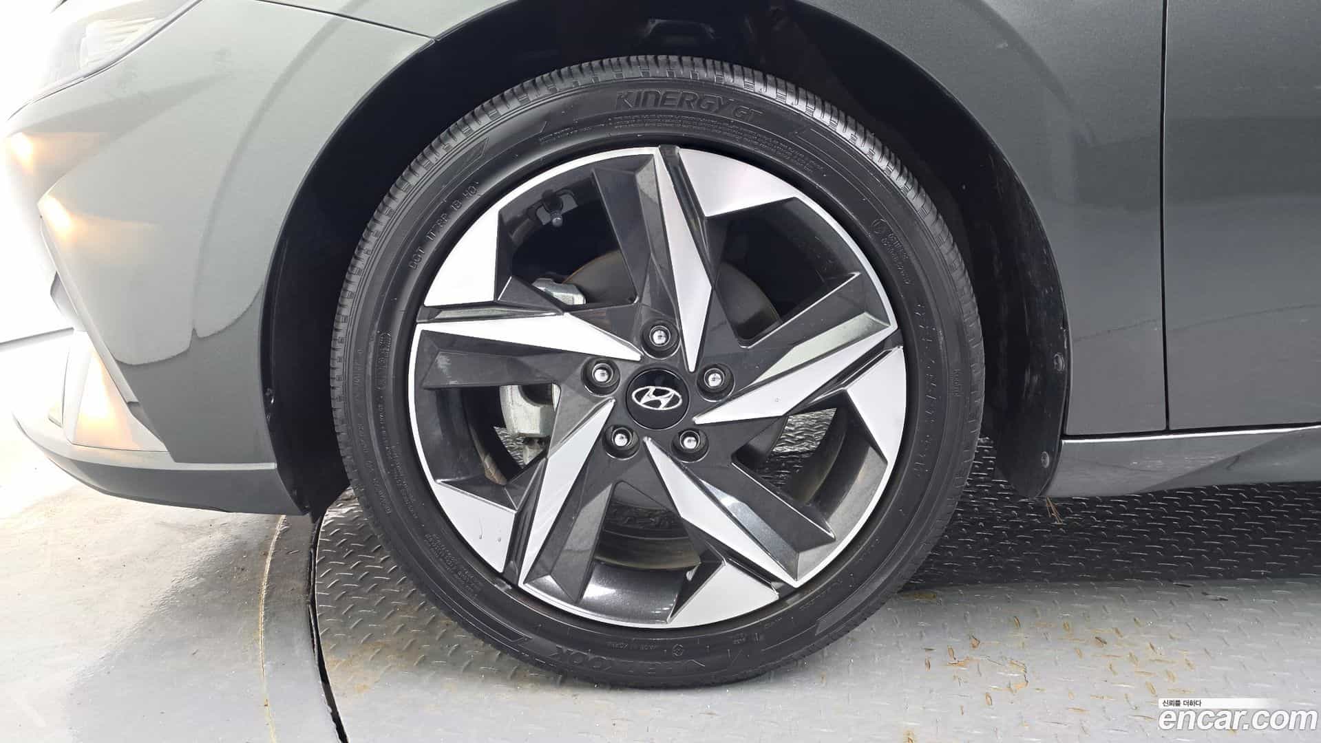 AVANTE Hyundai 2023.1-OUTER-005