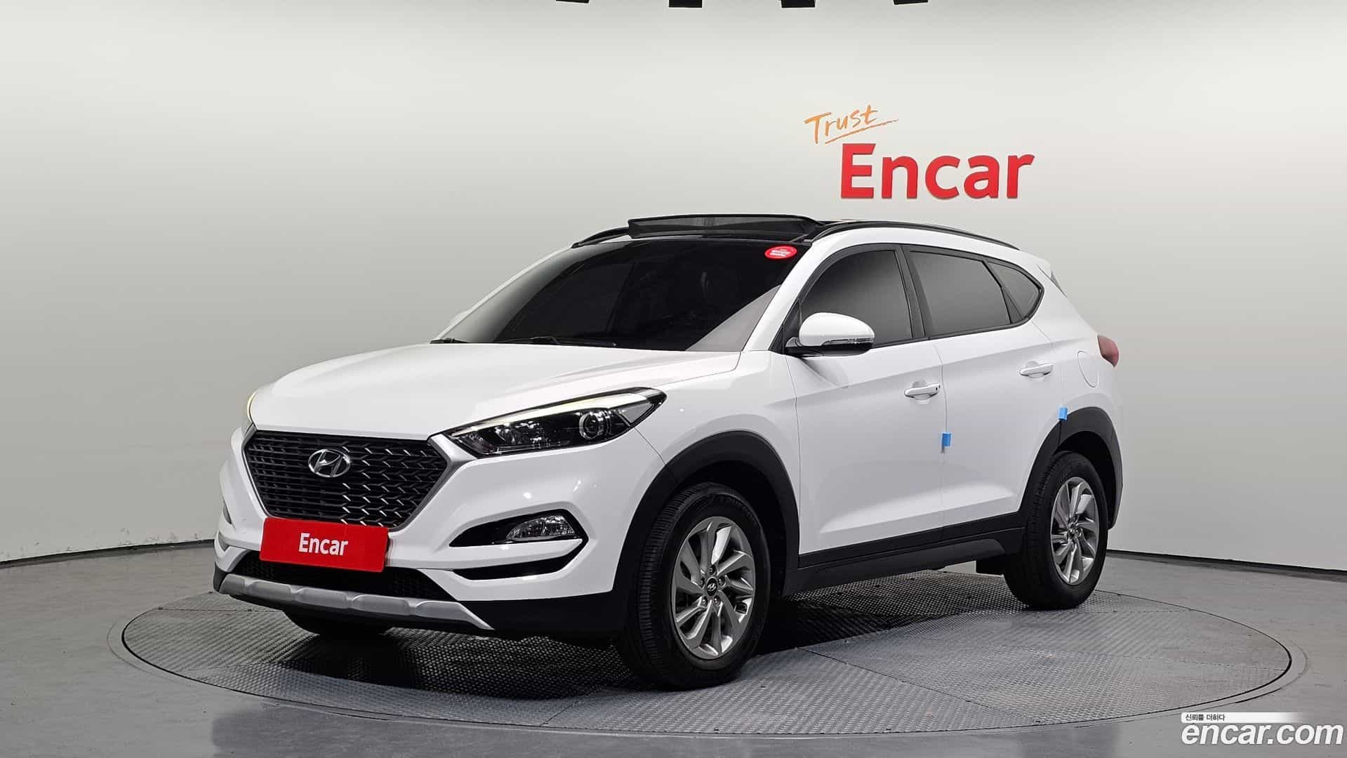 Tucson Hyundai 2016.6-OUTER-001