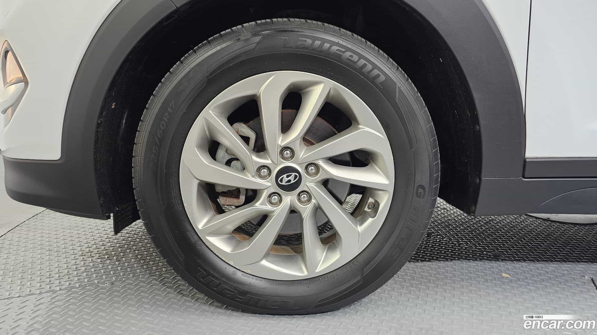 Tucson Hyundai 2016.6-OUTER-005