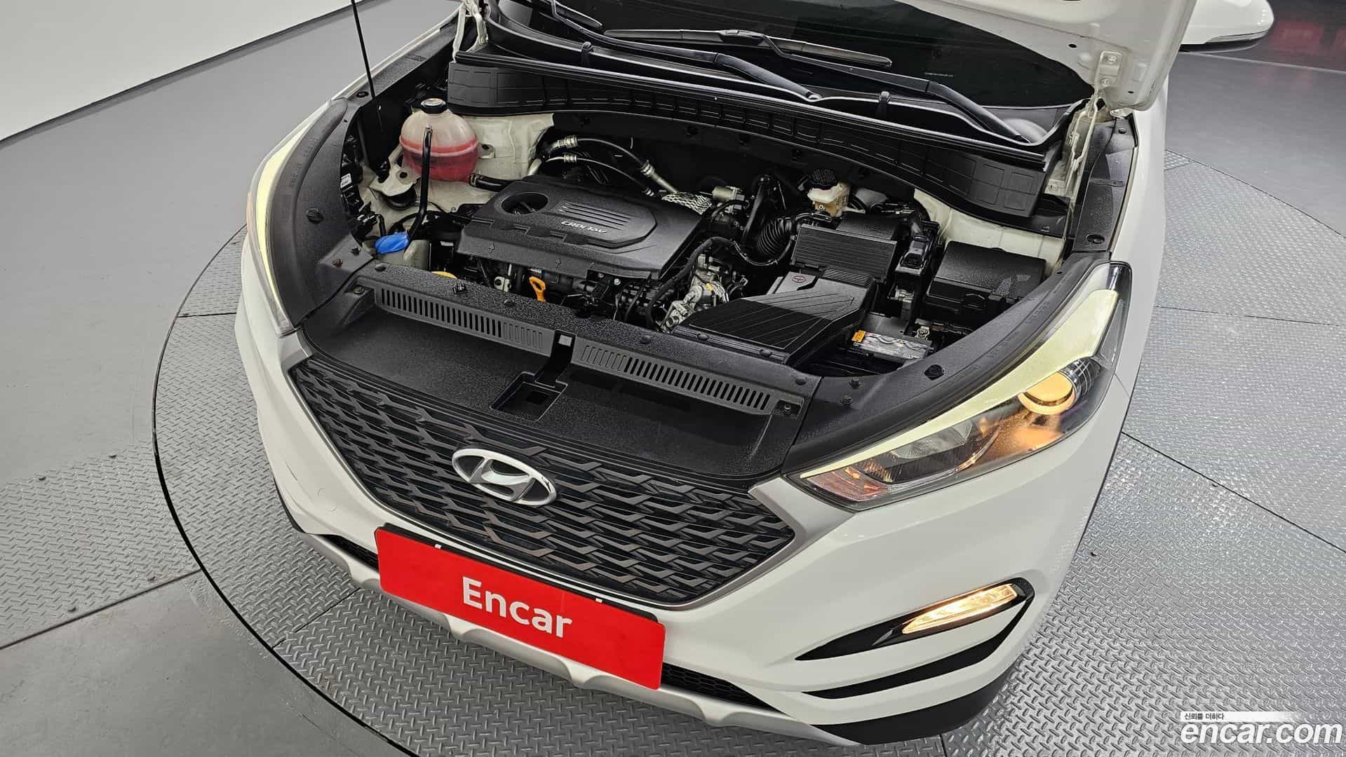 Tucson Hyundai 2016.6-OUTER-006