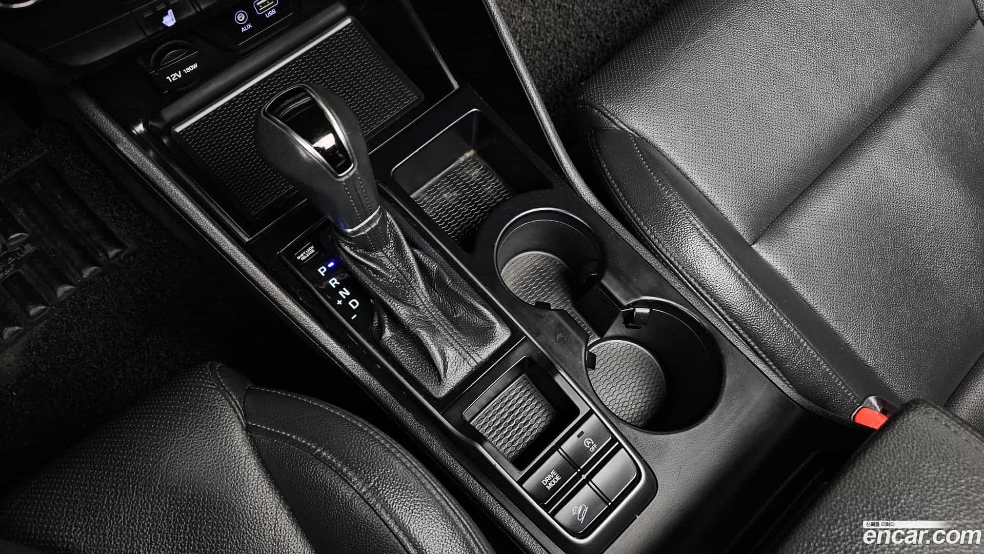 Tucson Hyundai 2016.6-INNER-009