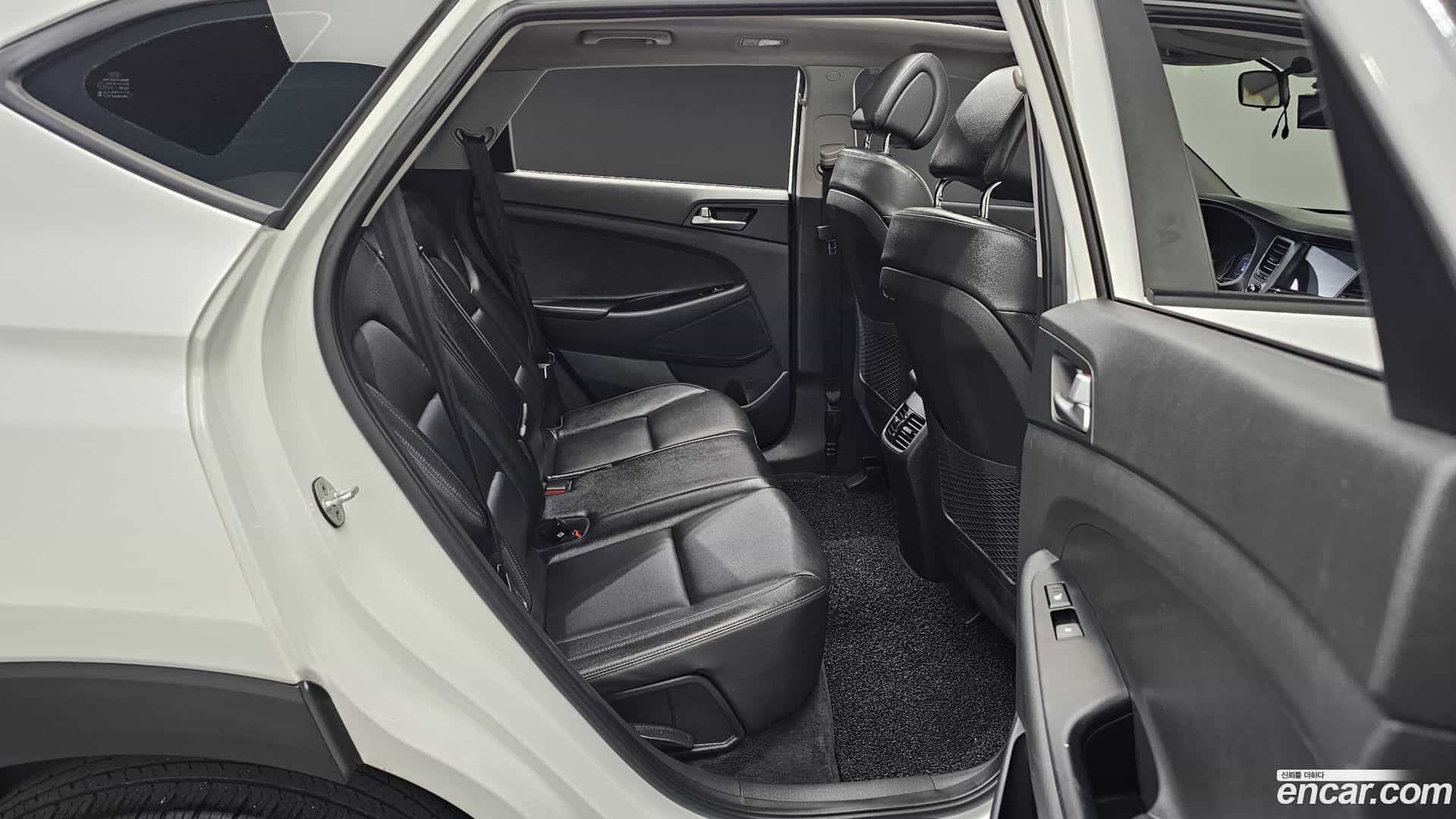 Tucson Hyundai 2016.6-OPTION-015