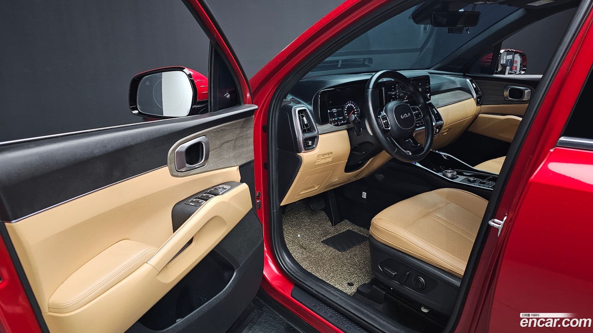 Main__Slider__Photo:Sorento Kia 2023.2-10