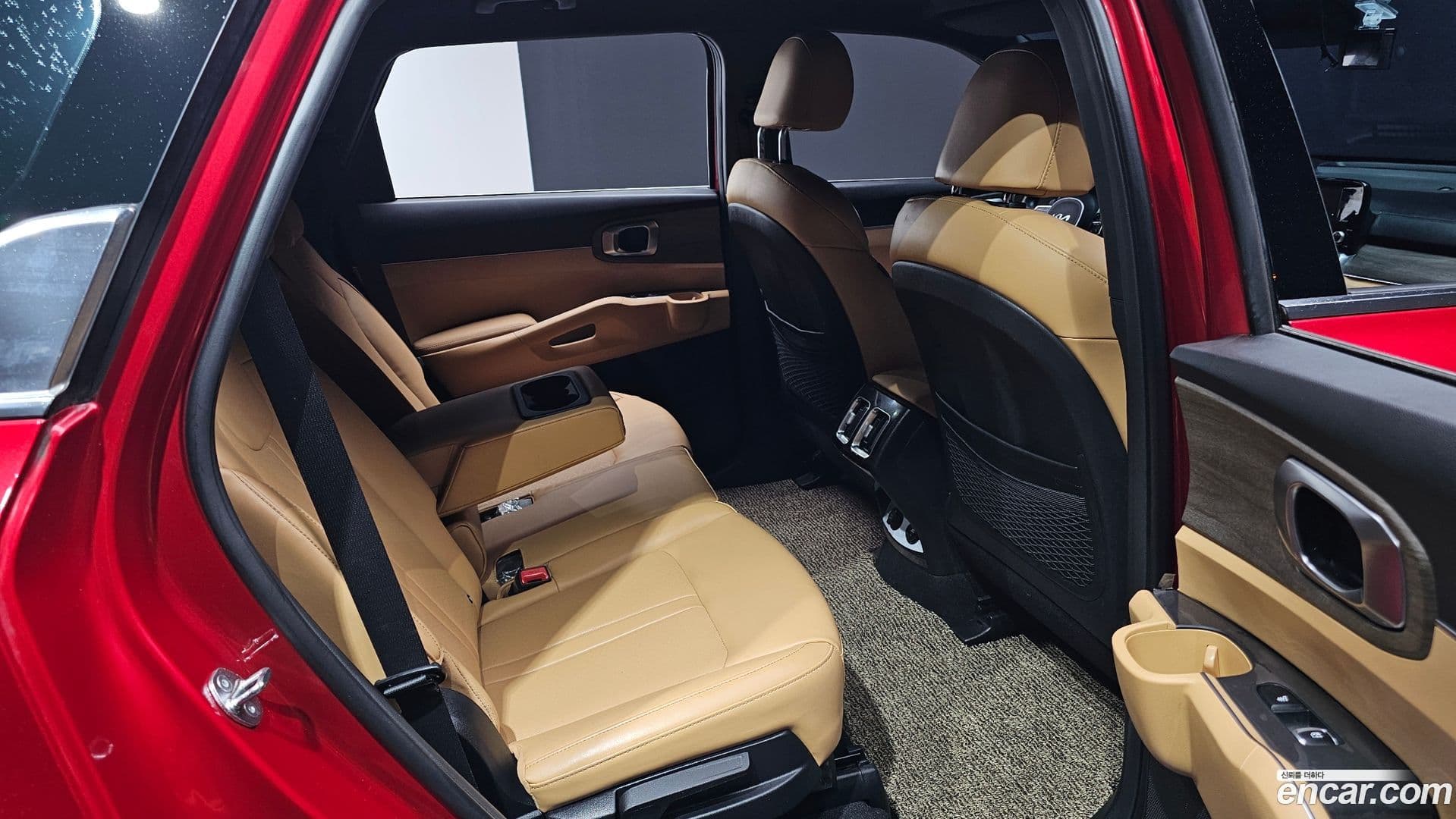 Main__Slider__Photo:Sorento Kia 2023.2-25