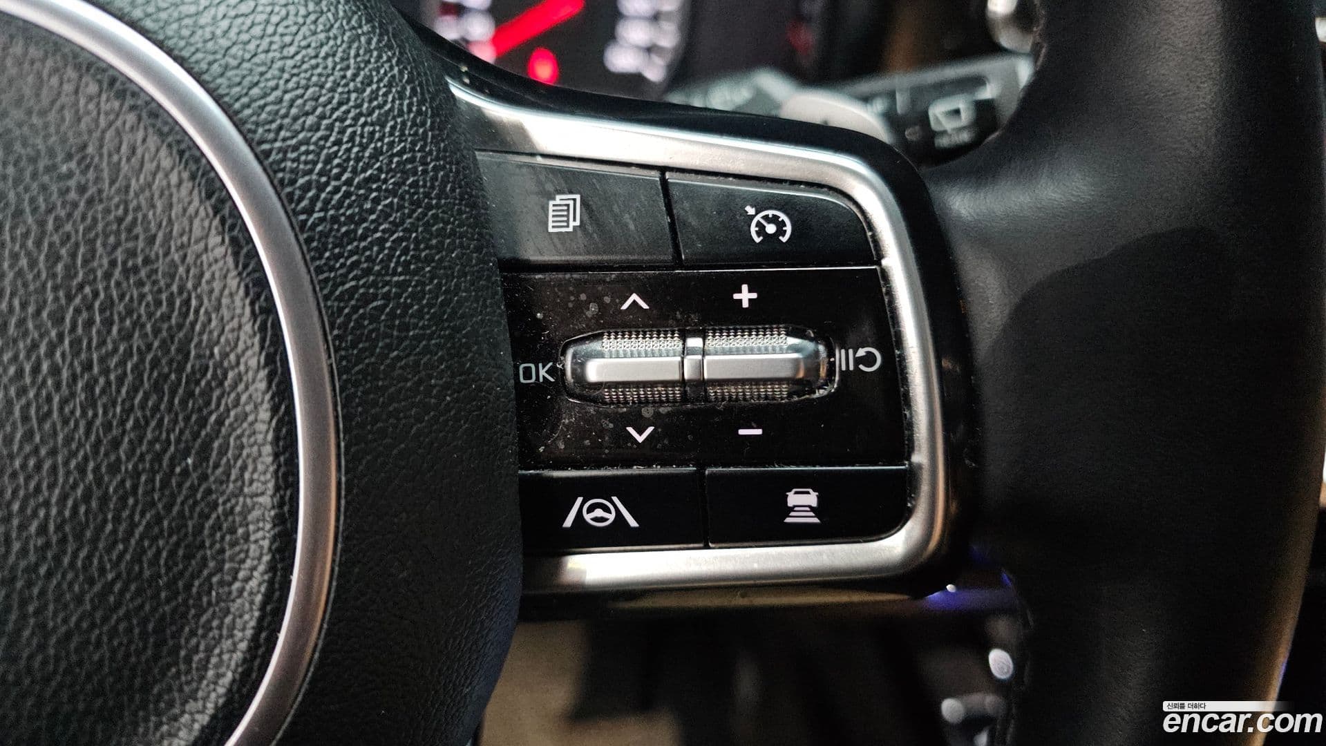 Main__Slider__Photo:Sorento Kia 2023.2-29