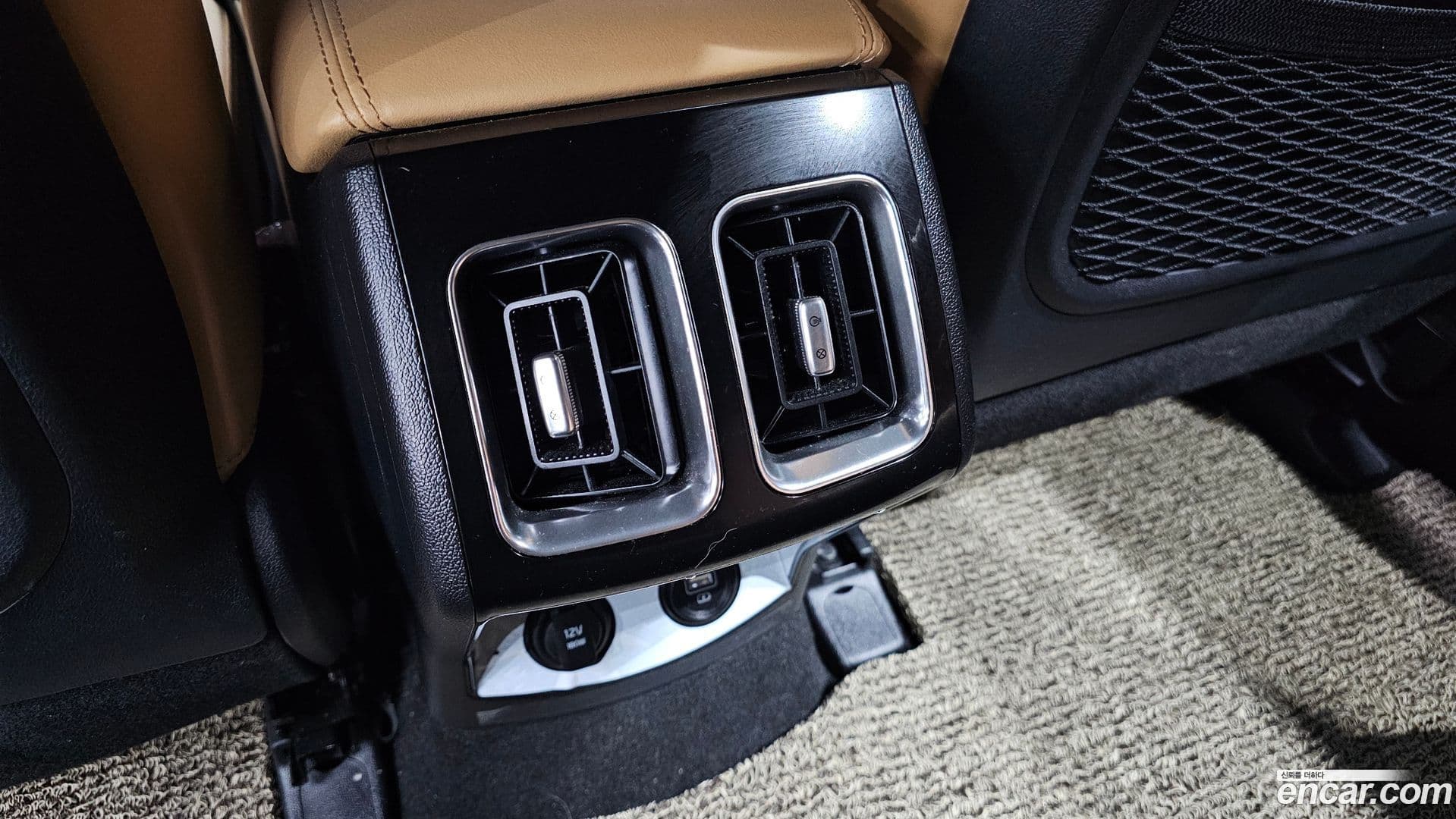 Main__Slider__Photo:Sorento Kia 2023.2-30