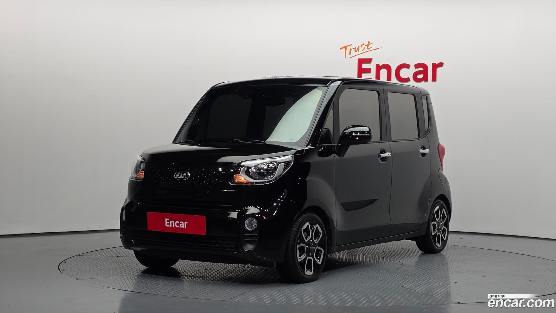 Main__Slider__Photo:RAY Kia 2021.3-0