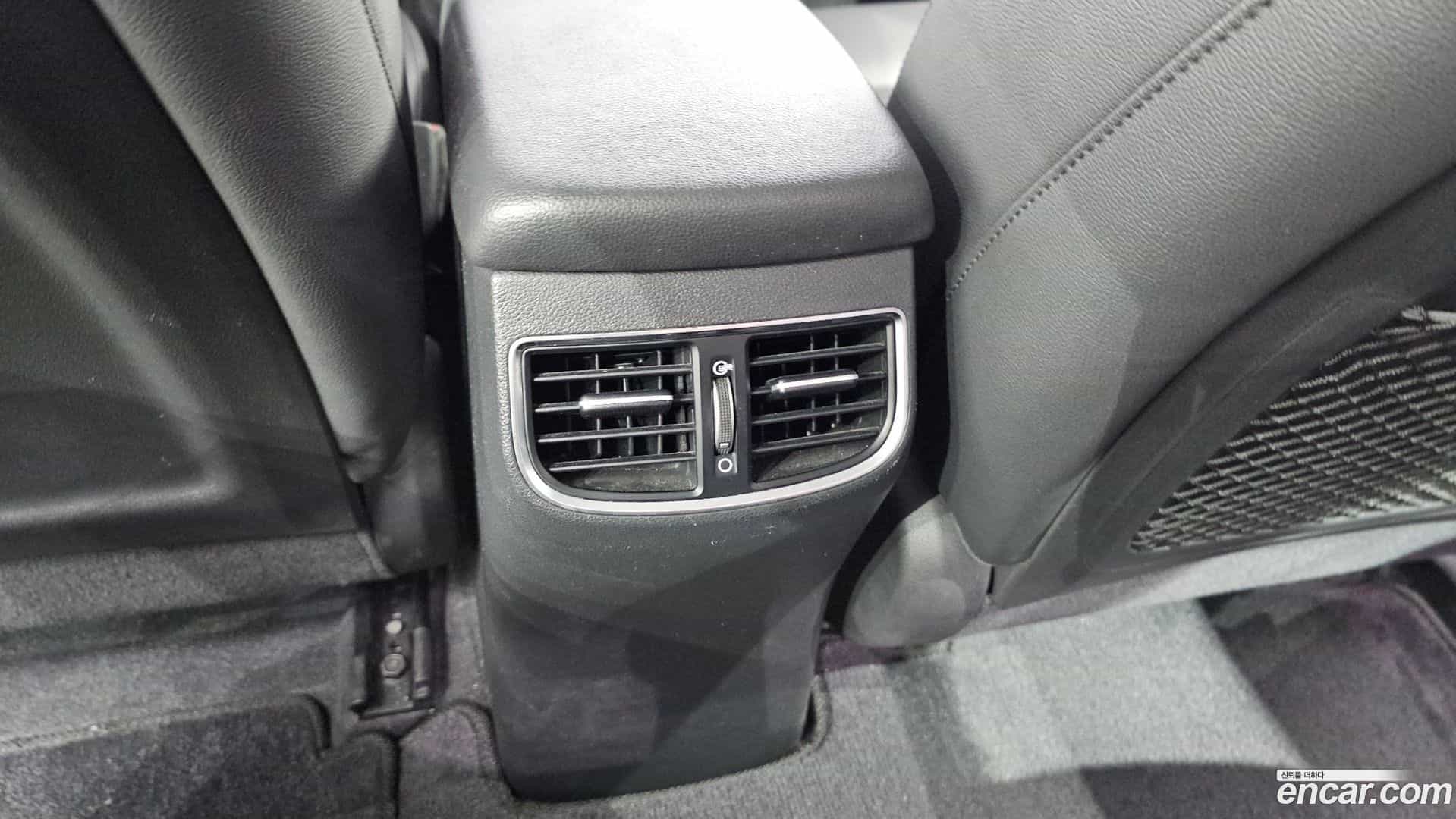 AVANTE Hyundai 2016.0-OPTION-045