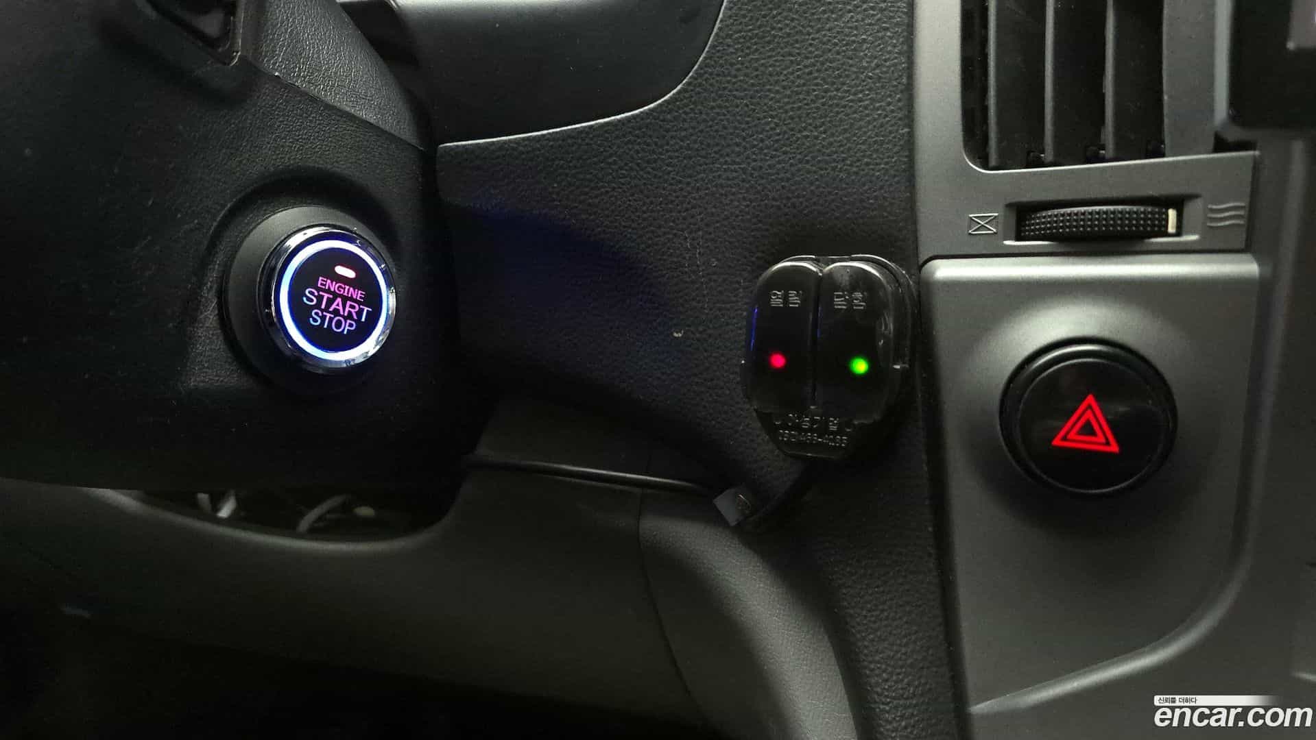 Starex Hyundai 2015.4-OPTION-021